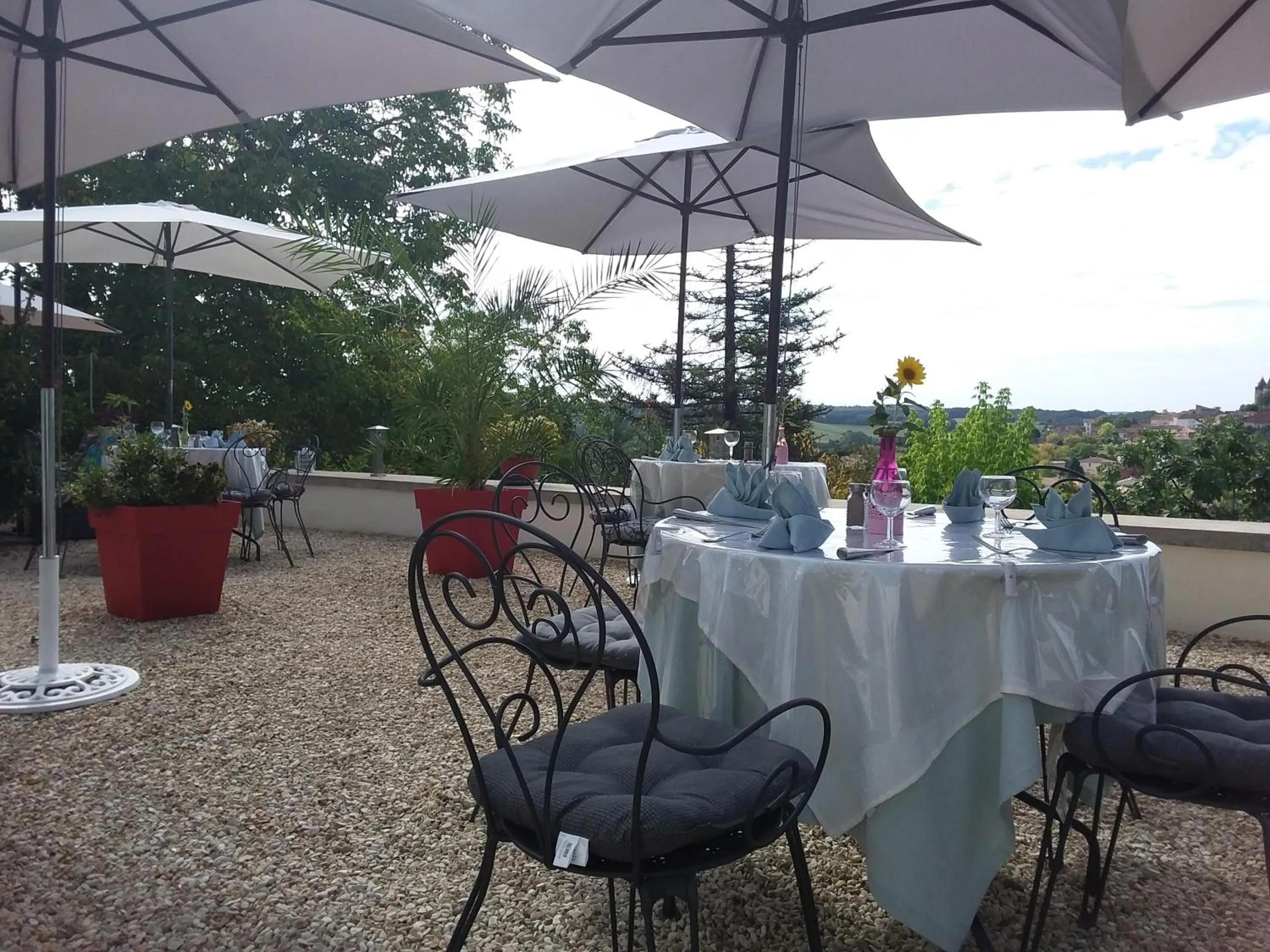 Patio in MONTISMAURELLI