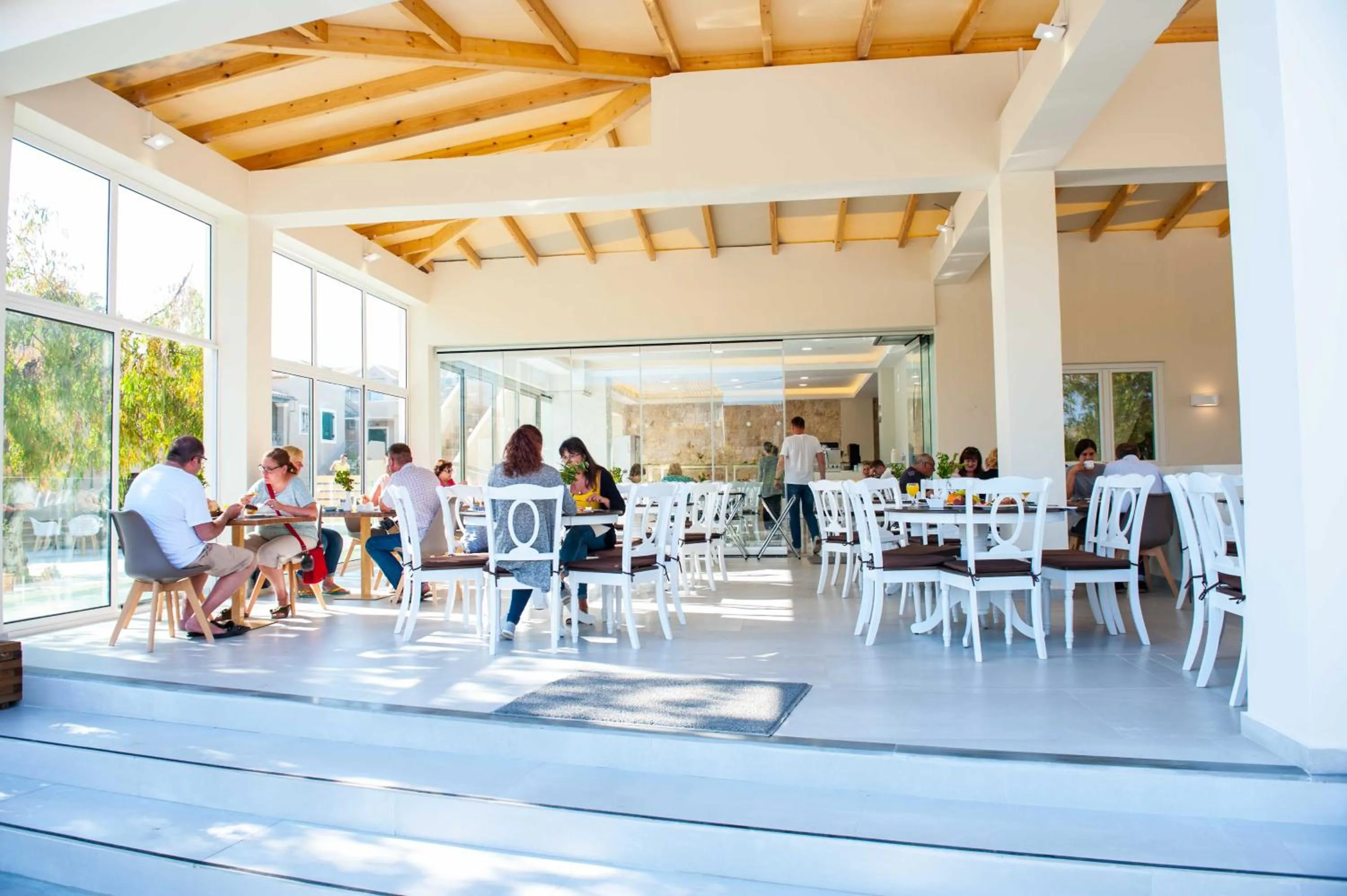 Restaurant/places to eat in Amour Holiday Resort