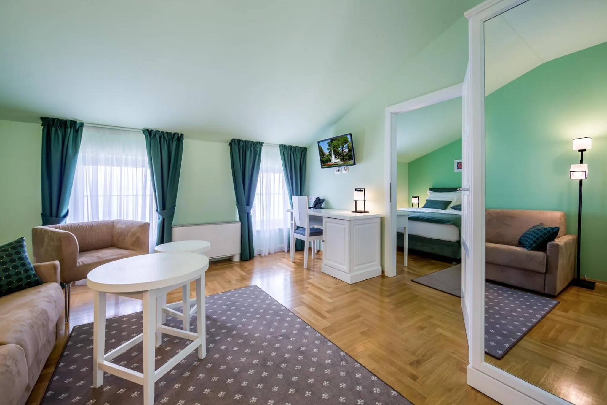 Photo of the whole room, Bed in Hotel Domino