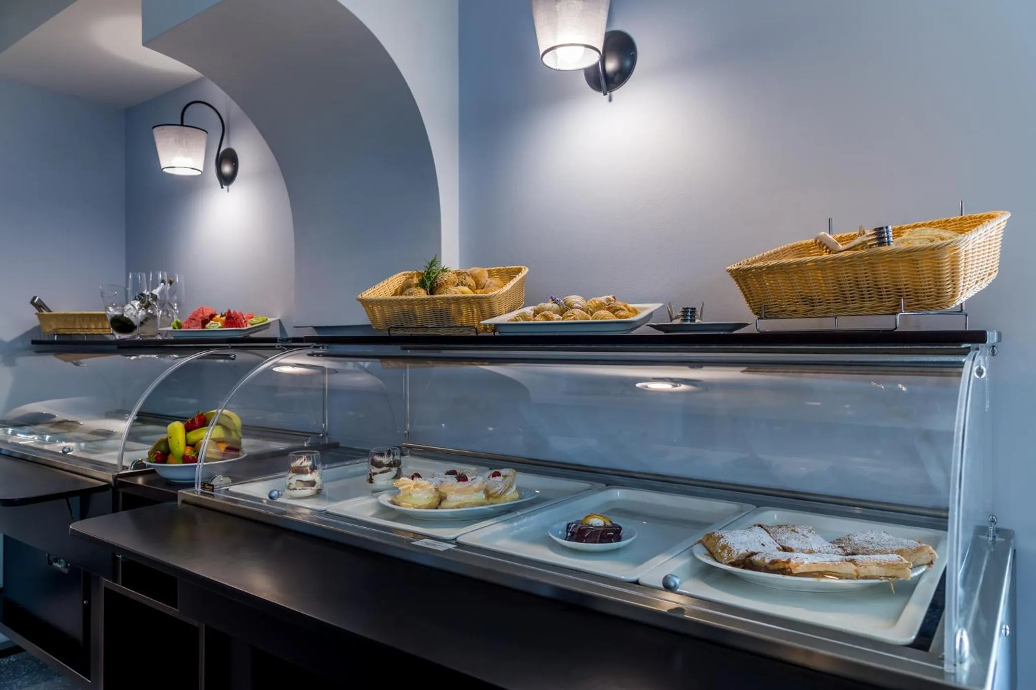 Food and drinks in Hotel Domino