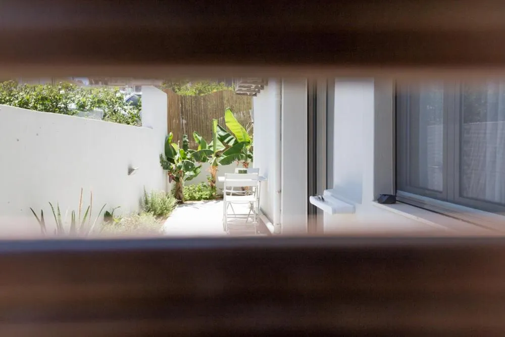 Patio in Calmare suites