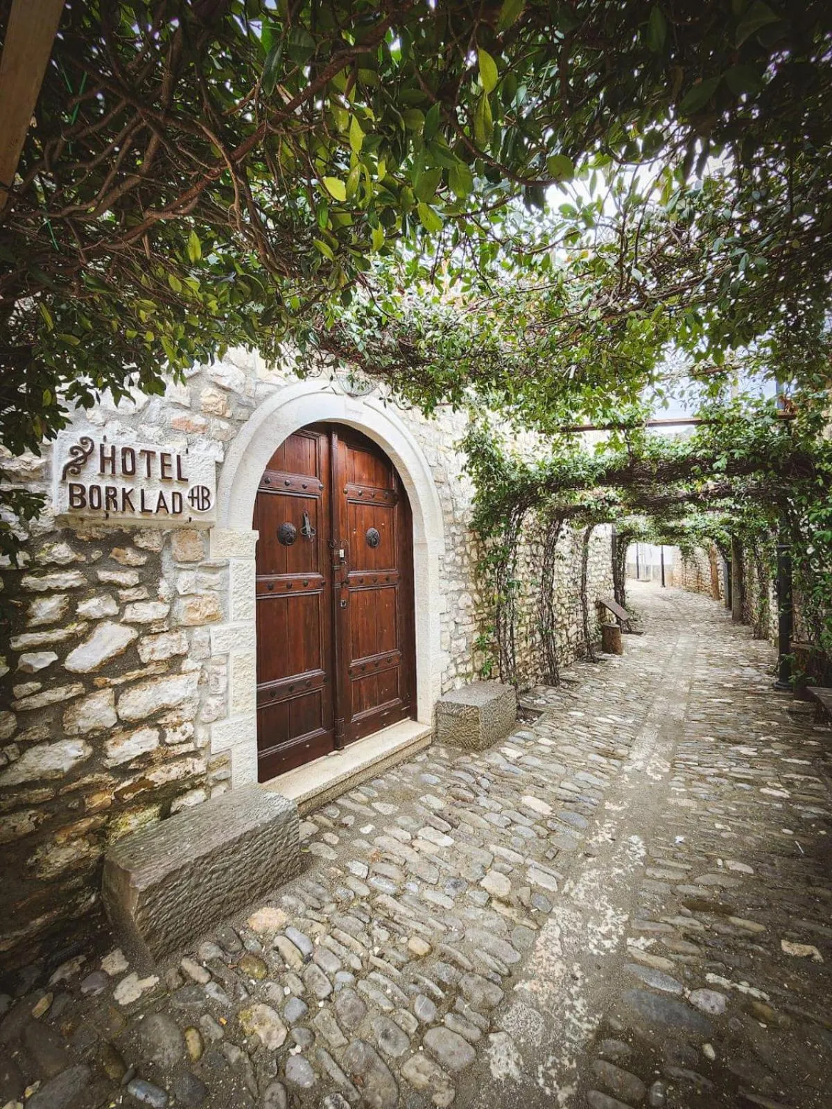 Facade/entrance in Hotel Borklad