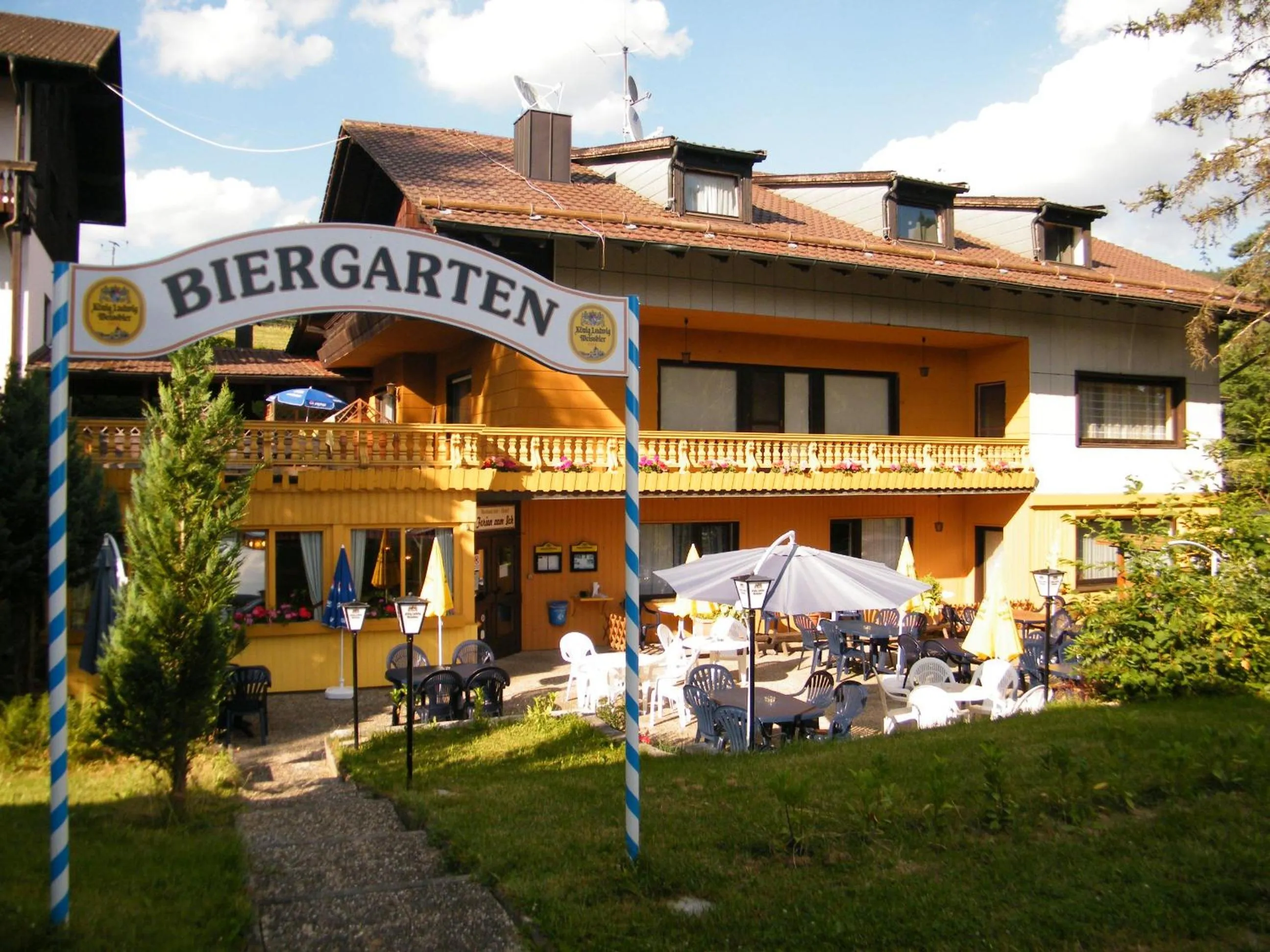 Property building in Ferien vom Ich, Bayerischer Wald, Hotel & Restaurant