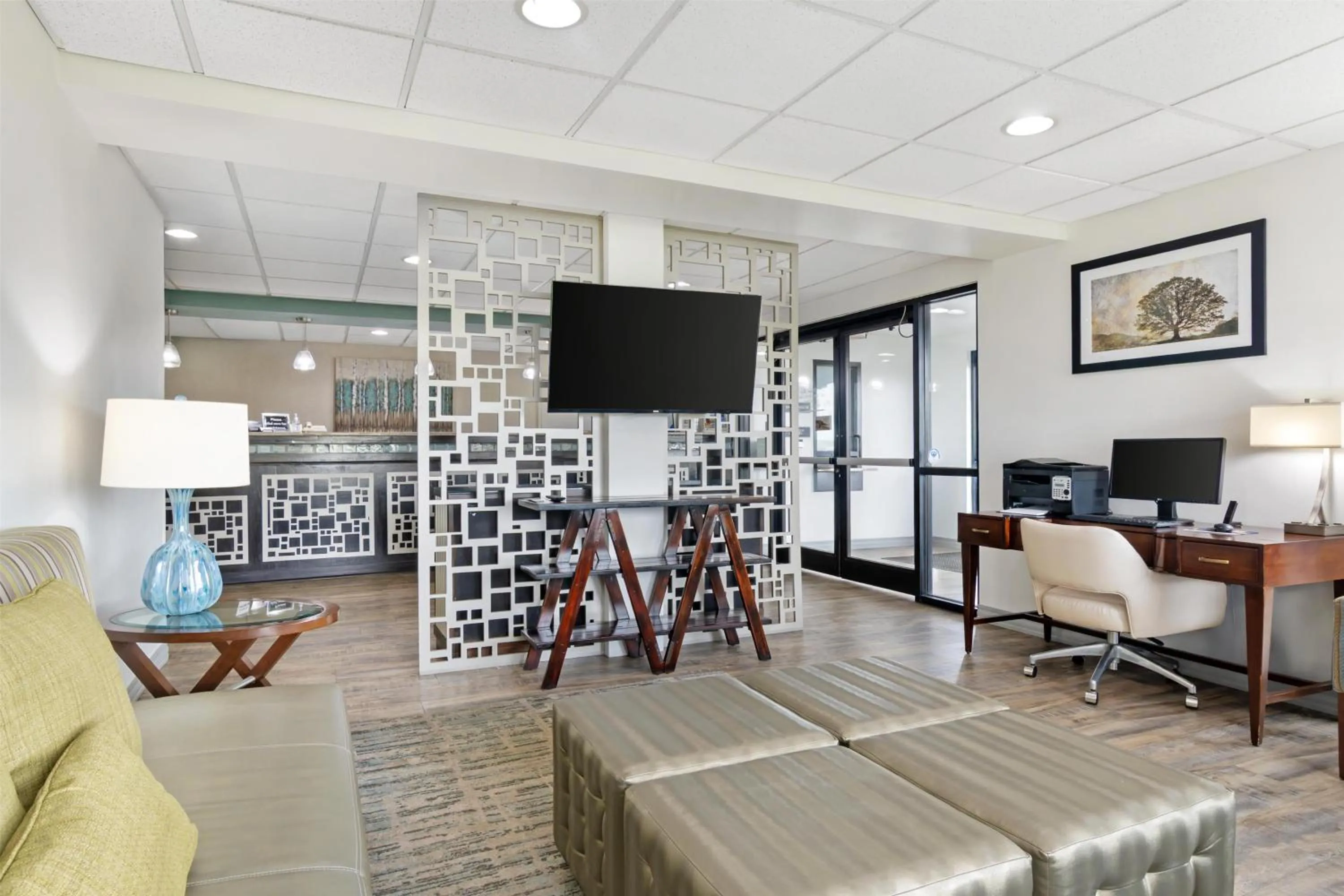 Lobby or reception in Best Western Brookfield