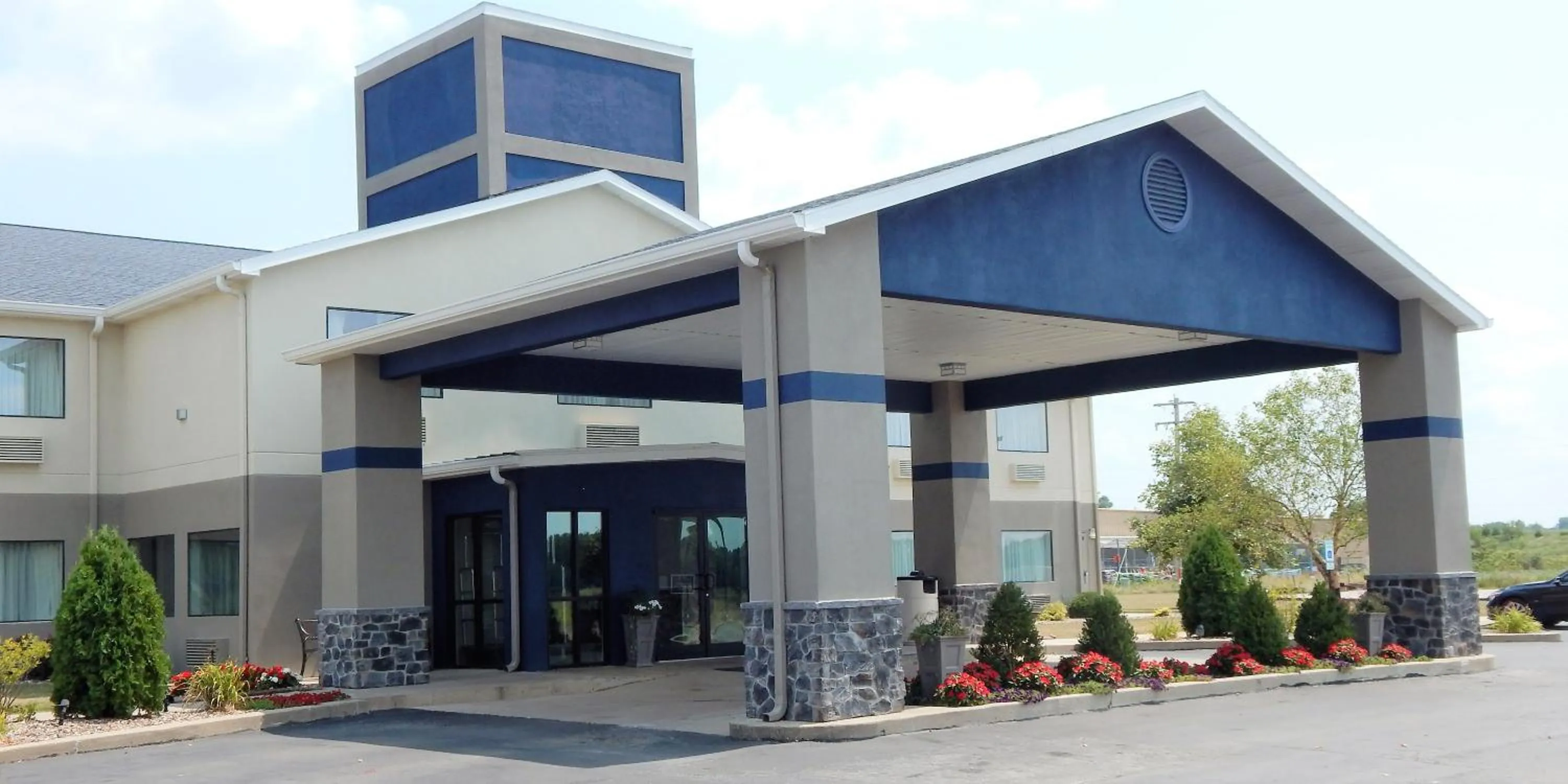 Facade/entrance in Best Western Brookfield