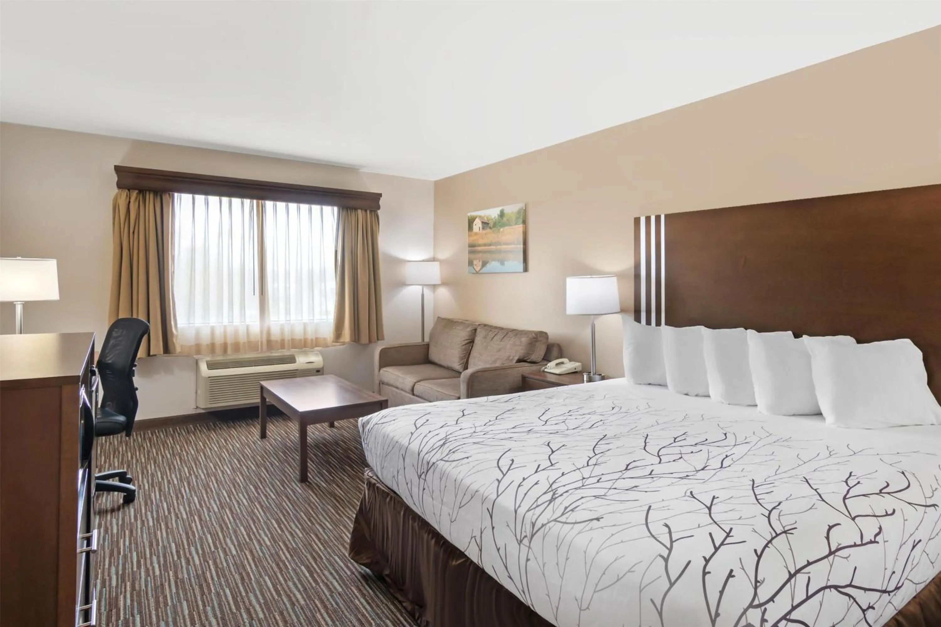 Bedroom, Bed in Best Western Brookfield