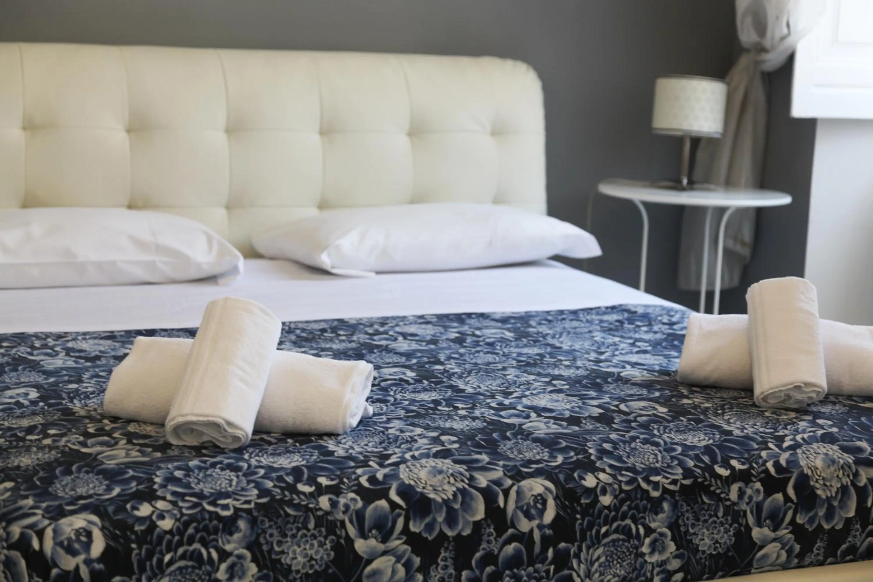 Bedroom, Bed in Vatican Room and Kitchen