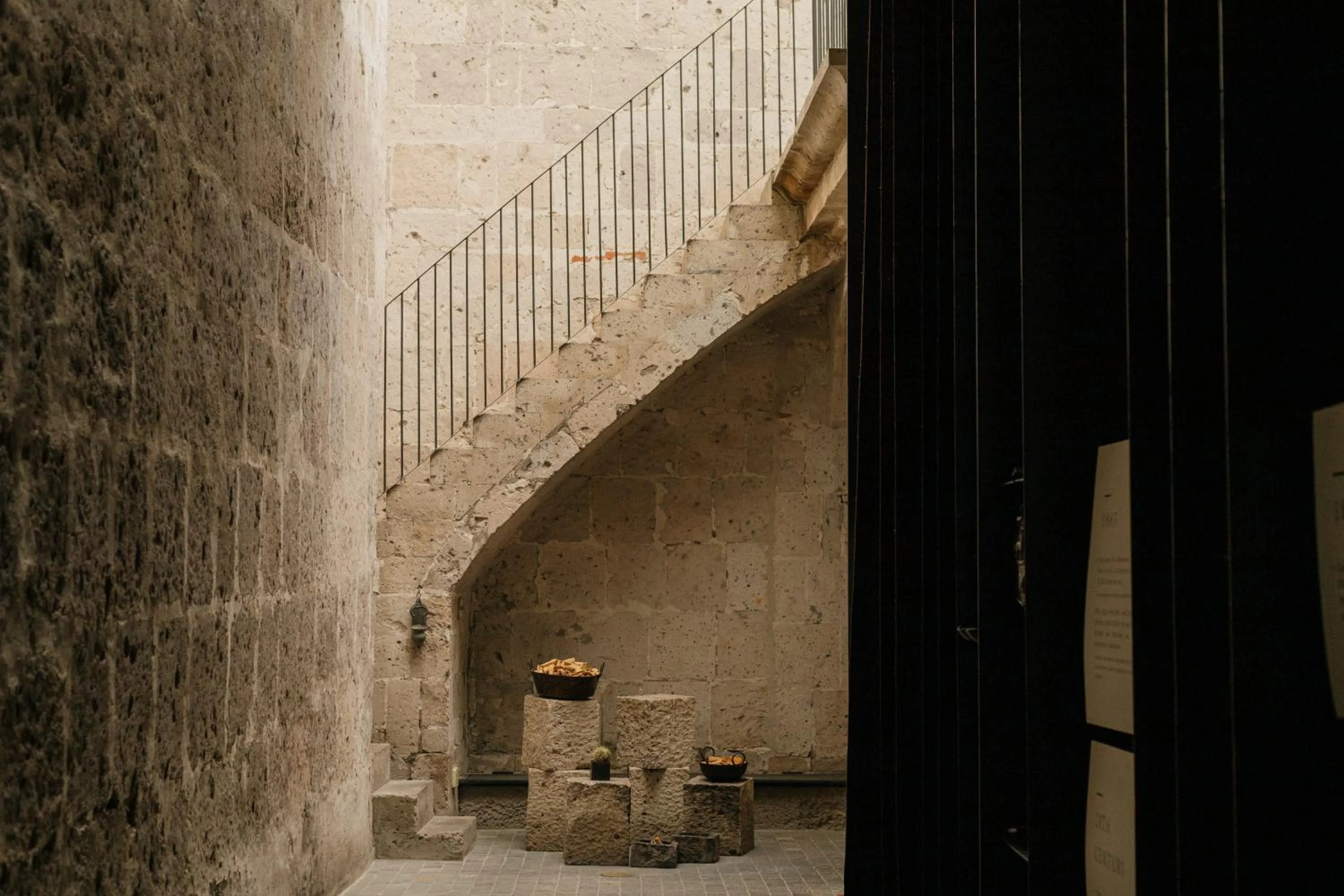 Property building in CIRQA - Relais & Châteaux