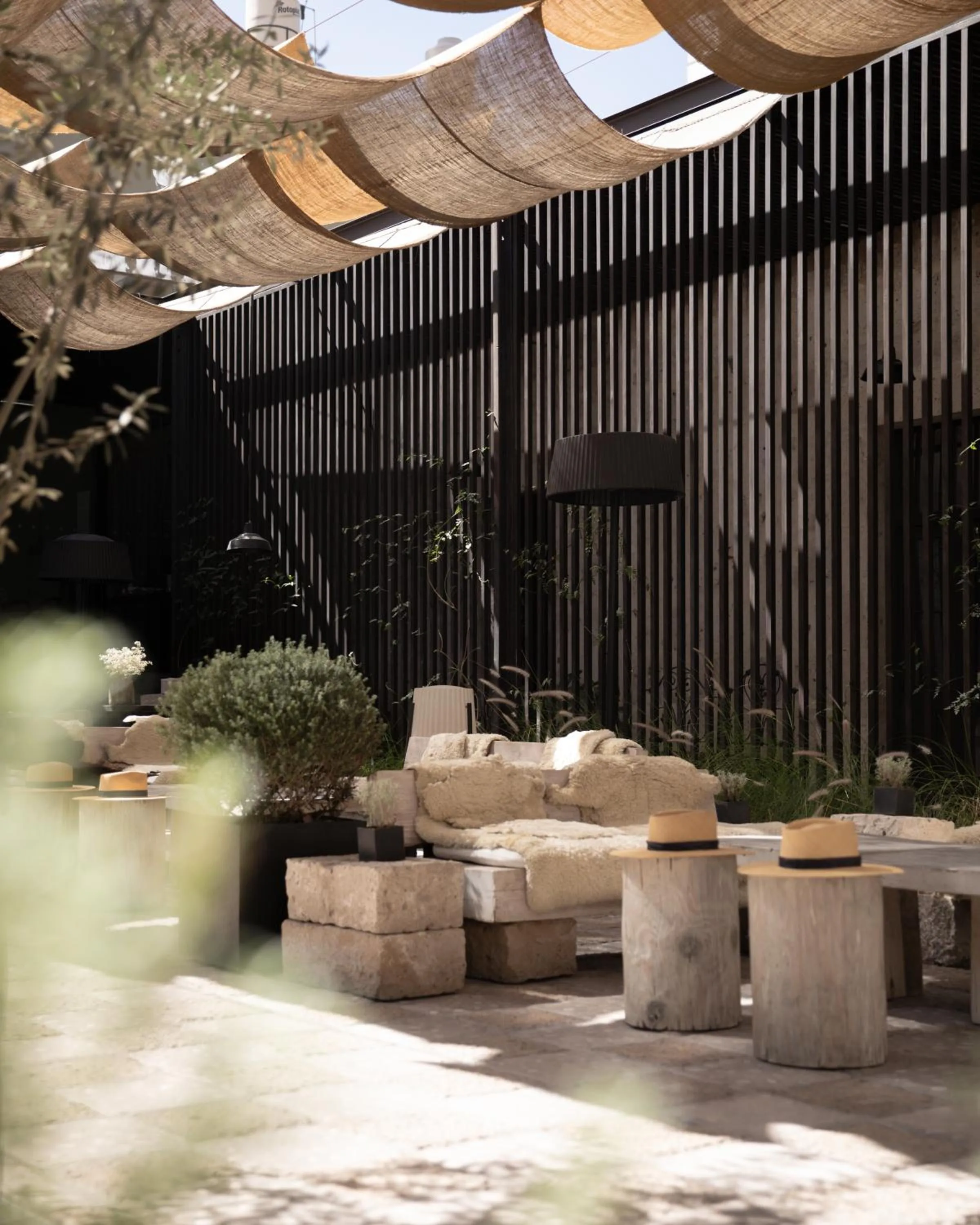 Balcony/Terrace in CIRQA - Relais & Châteaux