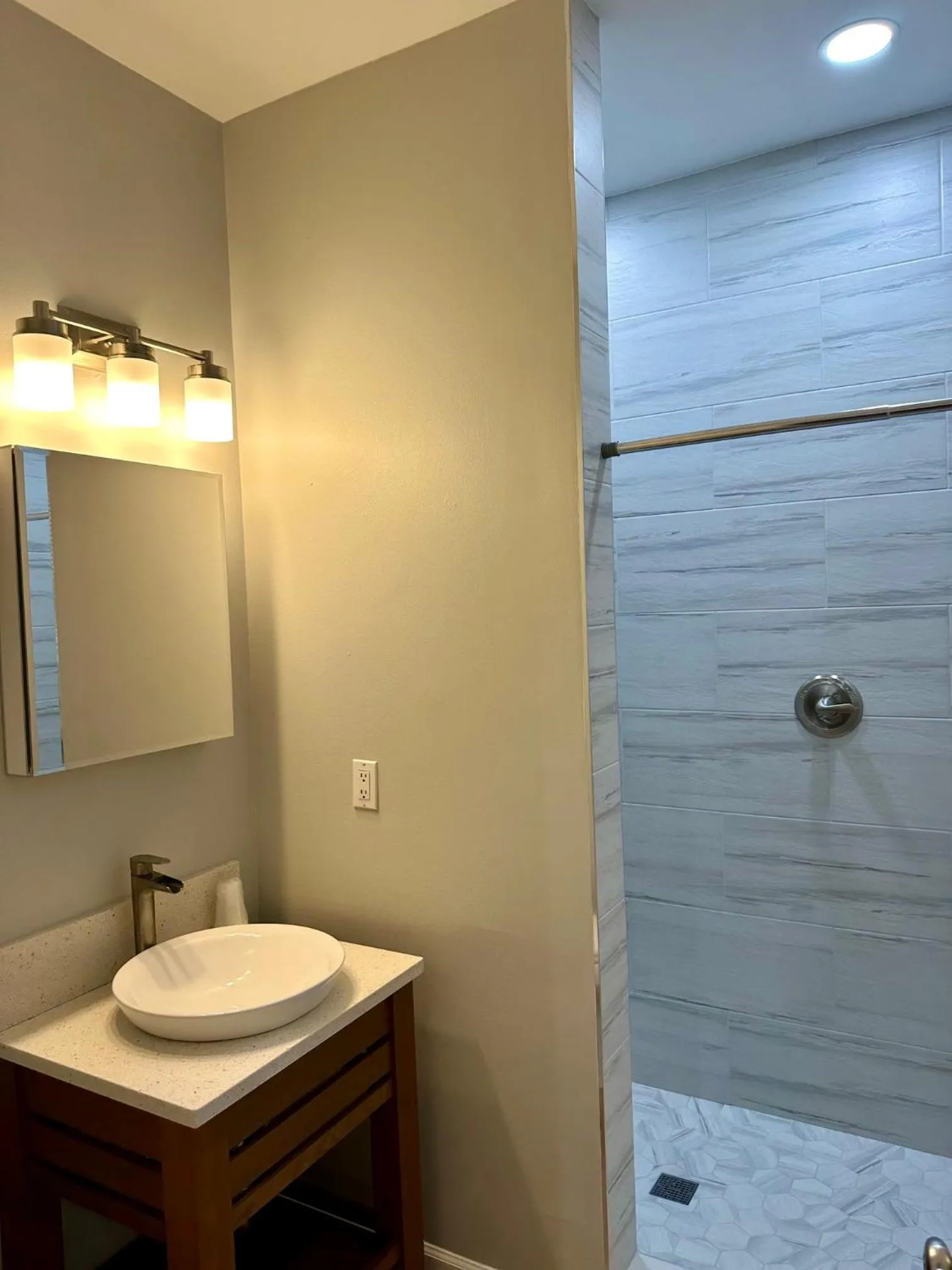 Shower in Douglas House