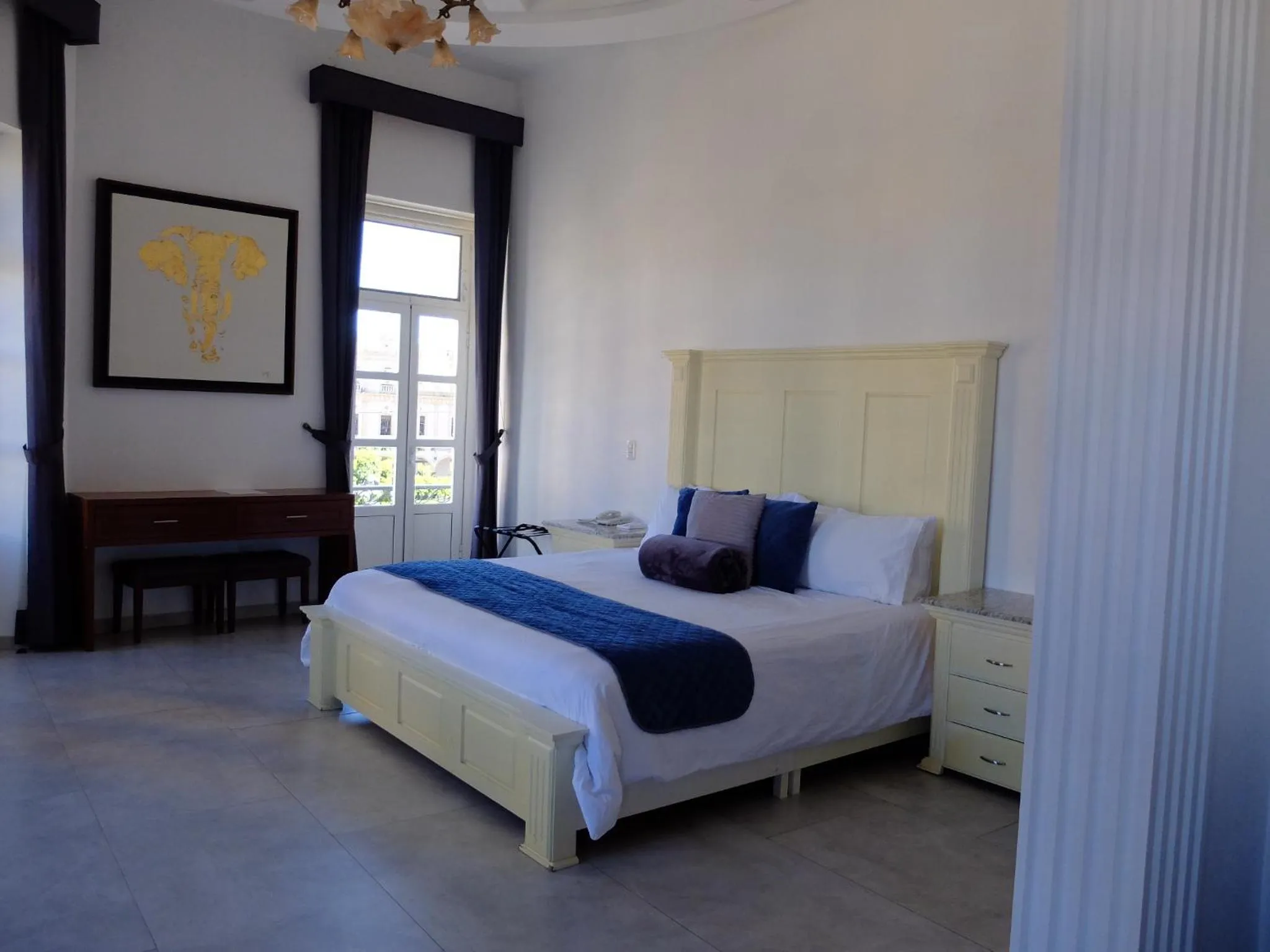 Bed in Hotel Estancia Real