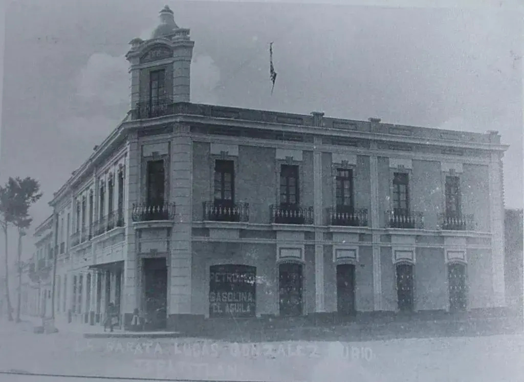 Superior King Suite in Hotel Estancia Real Superior King Suite in Hotel Estancia Real