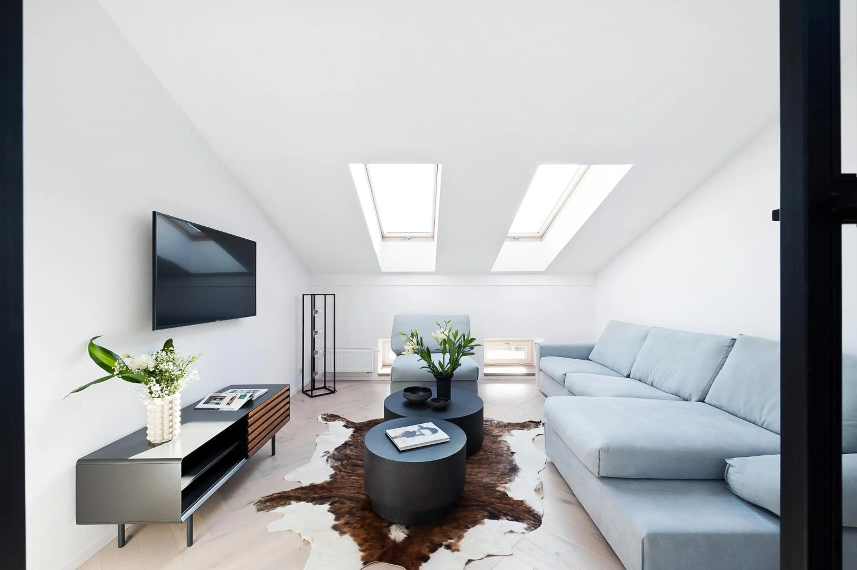 TV and multimedia in House of Loft Affair - LoftAffair Collection