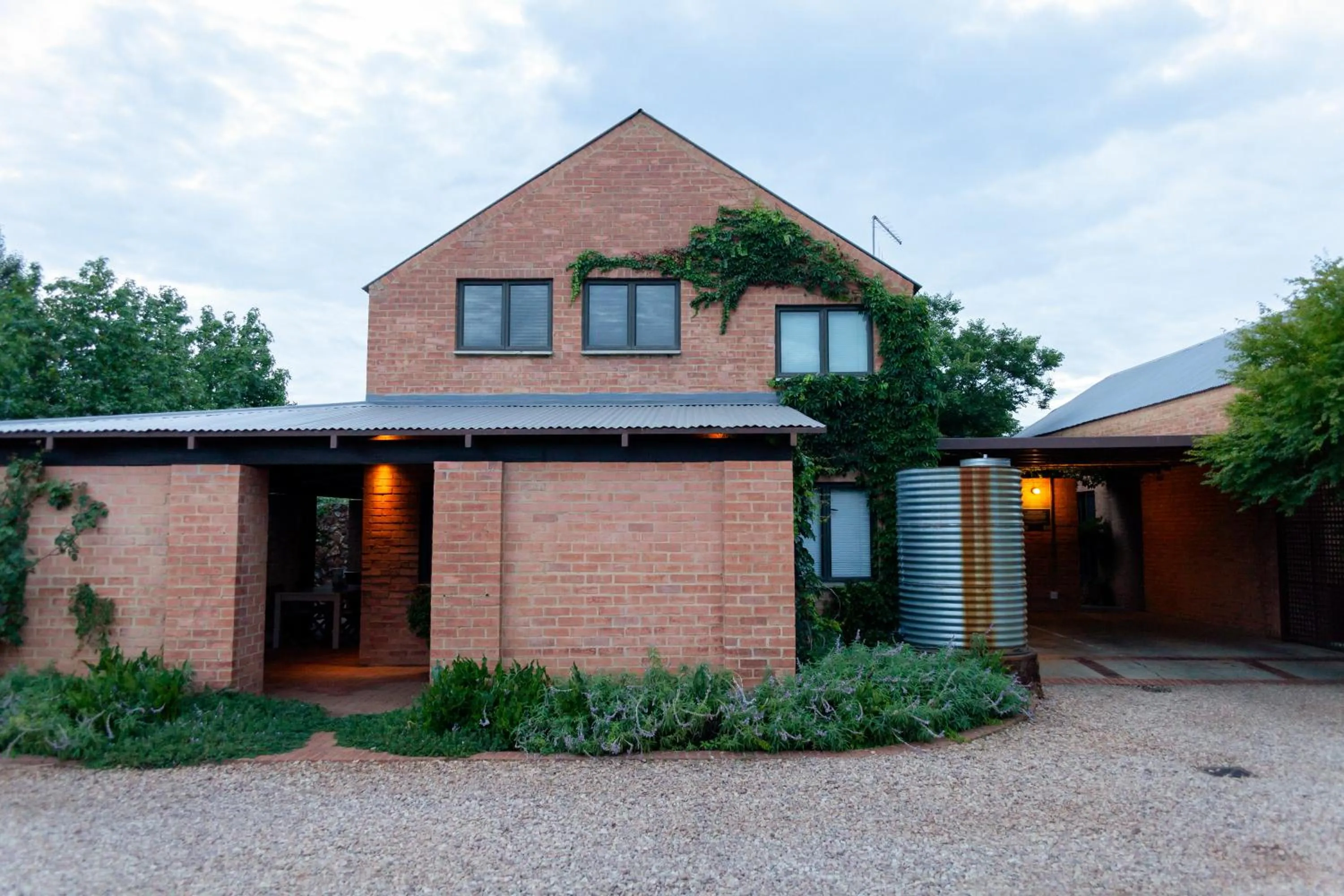 Property building in Twin Rivers Bed and Breakfast