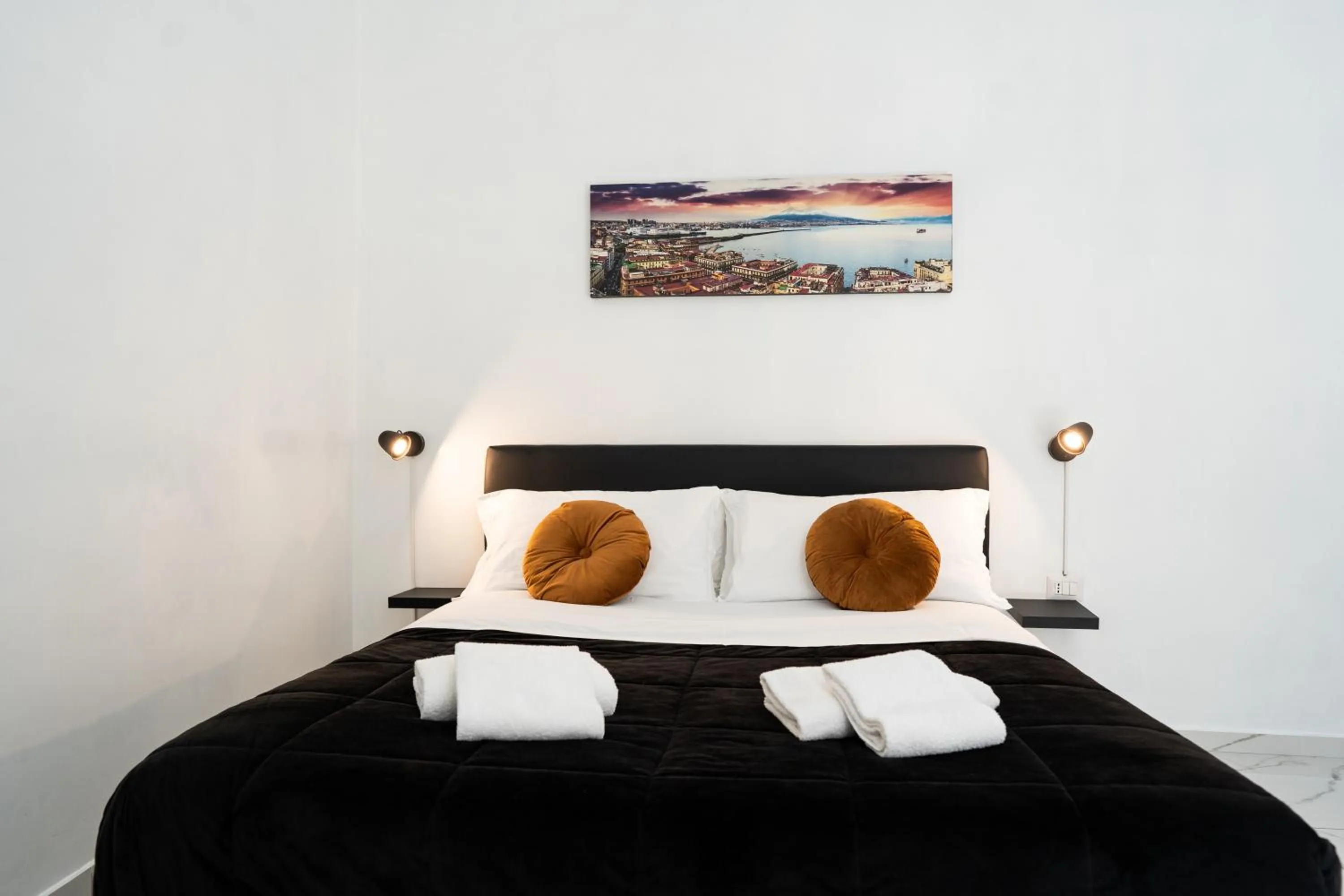 Bed in San Felice Palace