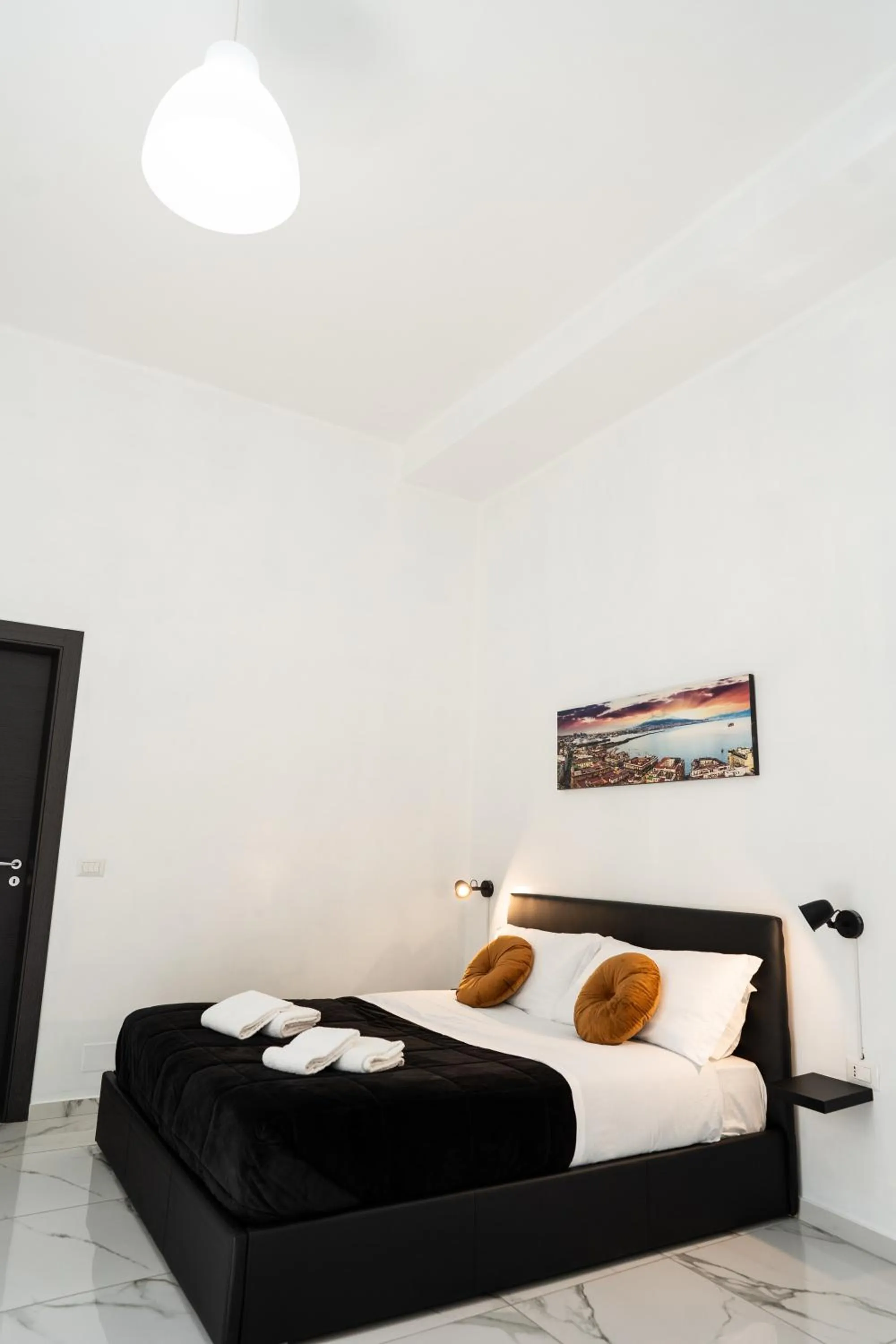 Bed in San Felice Palace