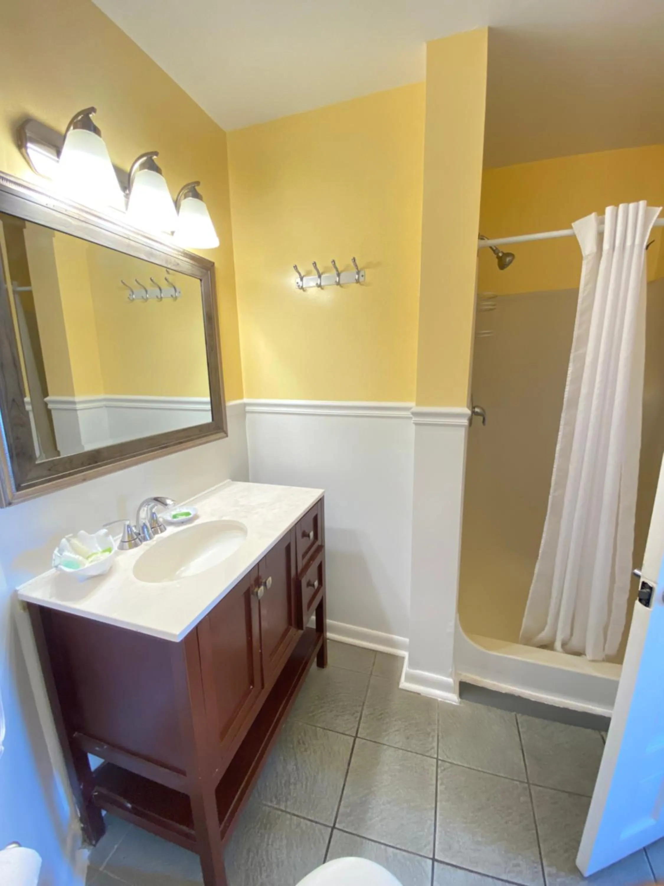 Bathroom in The Palms Hotel