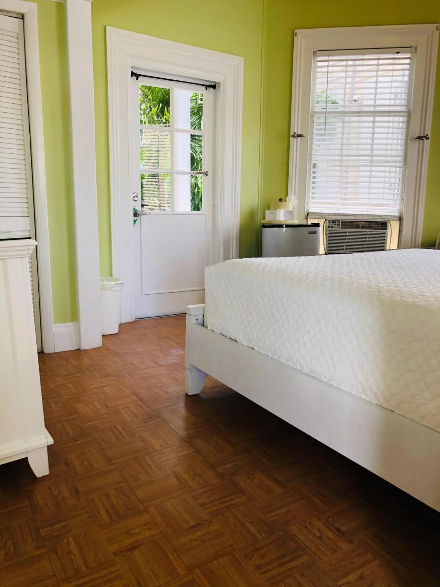 Bedroom, Bed in The Palms Hotel