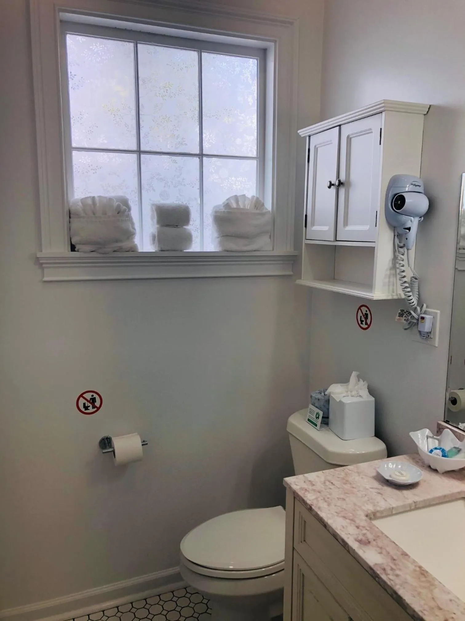 Toilet in The Palms Hotel