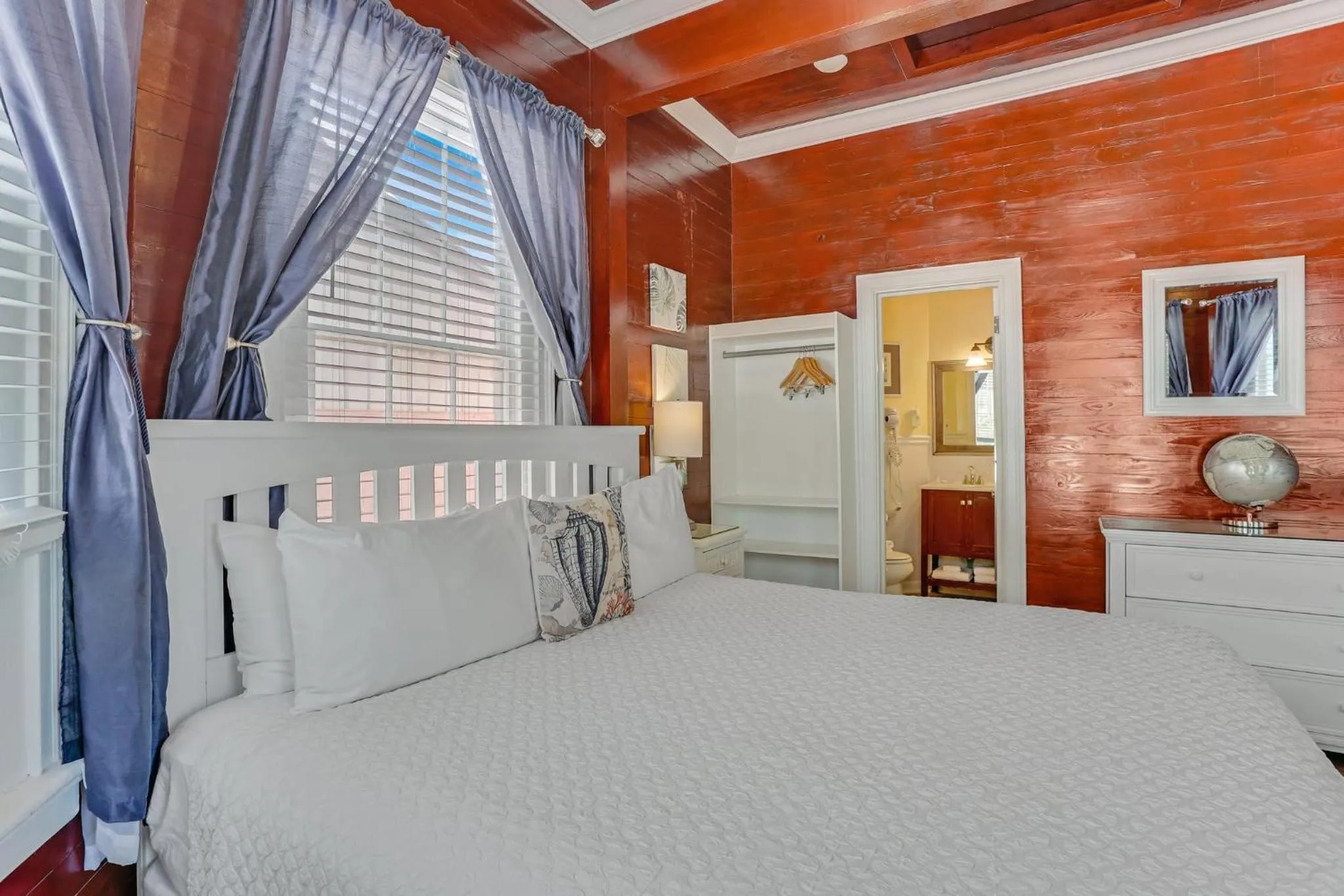 Bedroom, Bed in The Palms Hotel