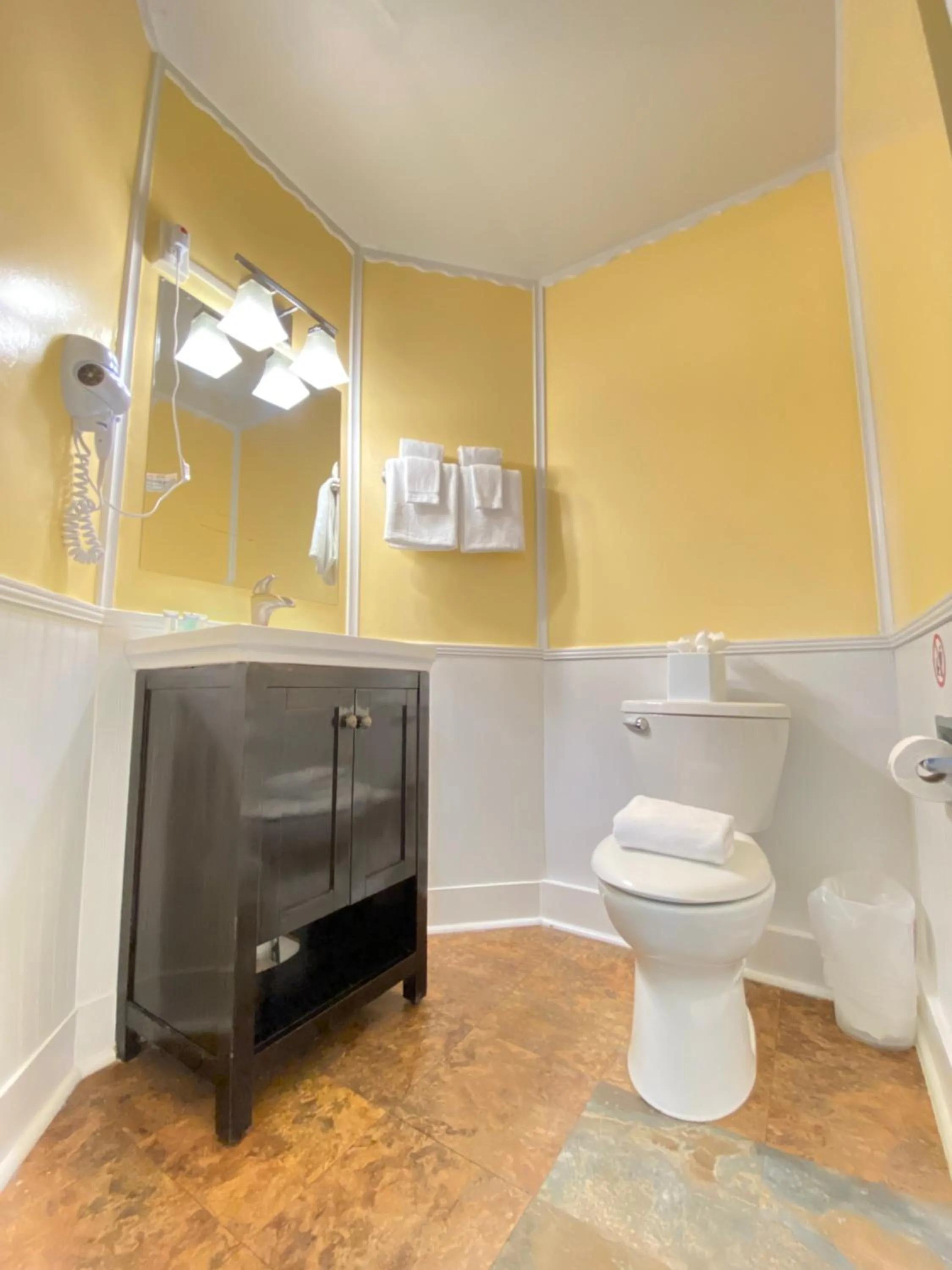 Bathroom in The Palms Hotel