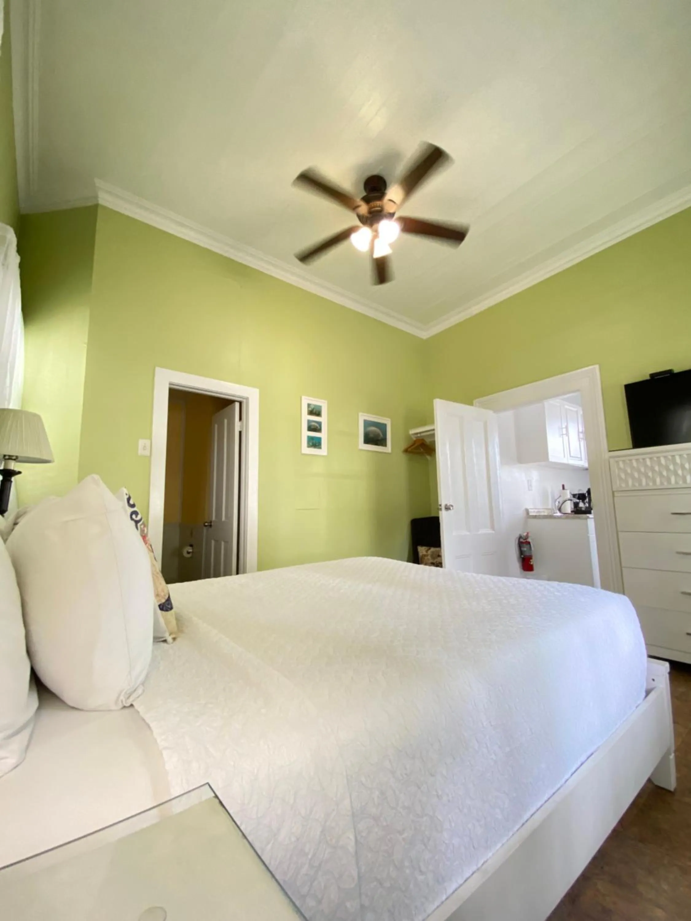 Bed in The Palms Hotel