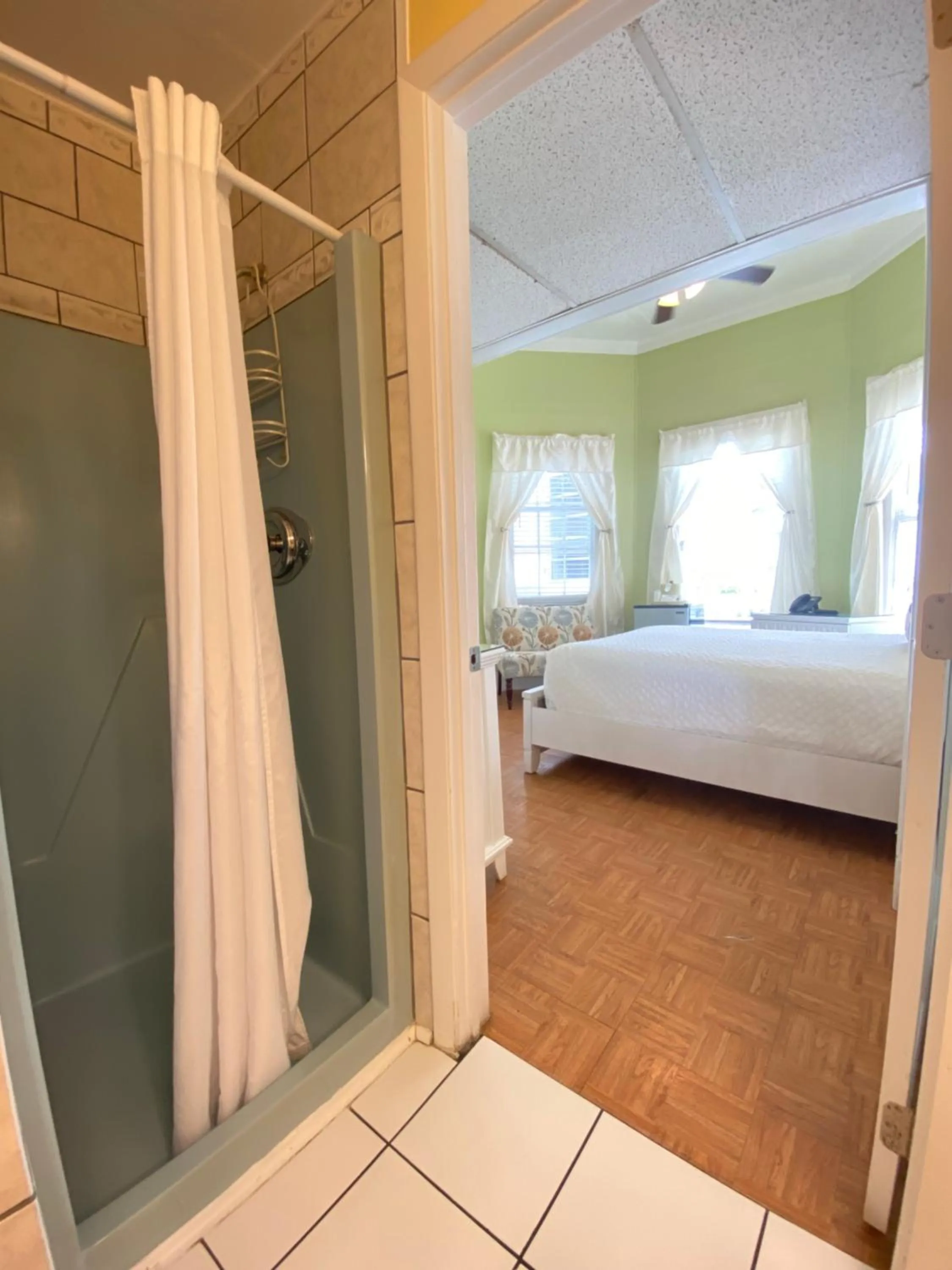 Bed in The Palms Hotel