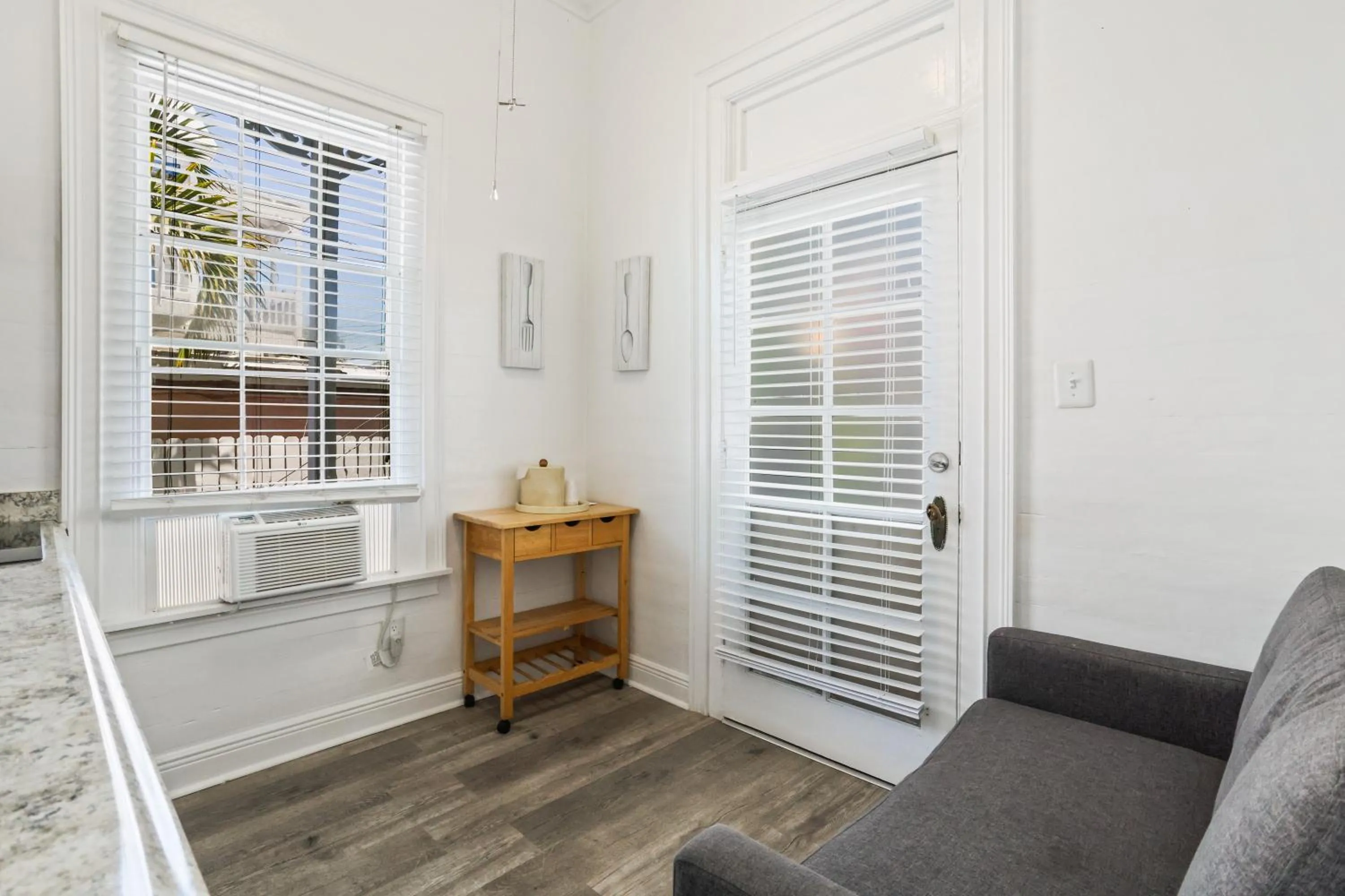 kitchen in The Palms Hotel