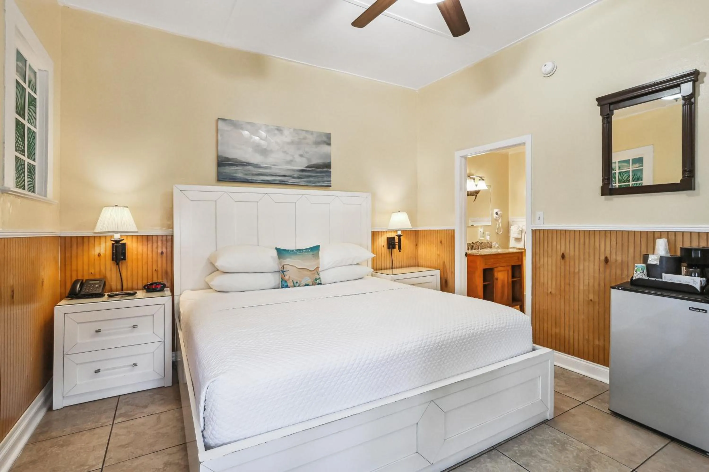 Bedroom, Bed in The Palms Hotel