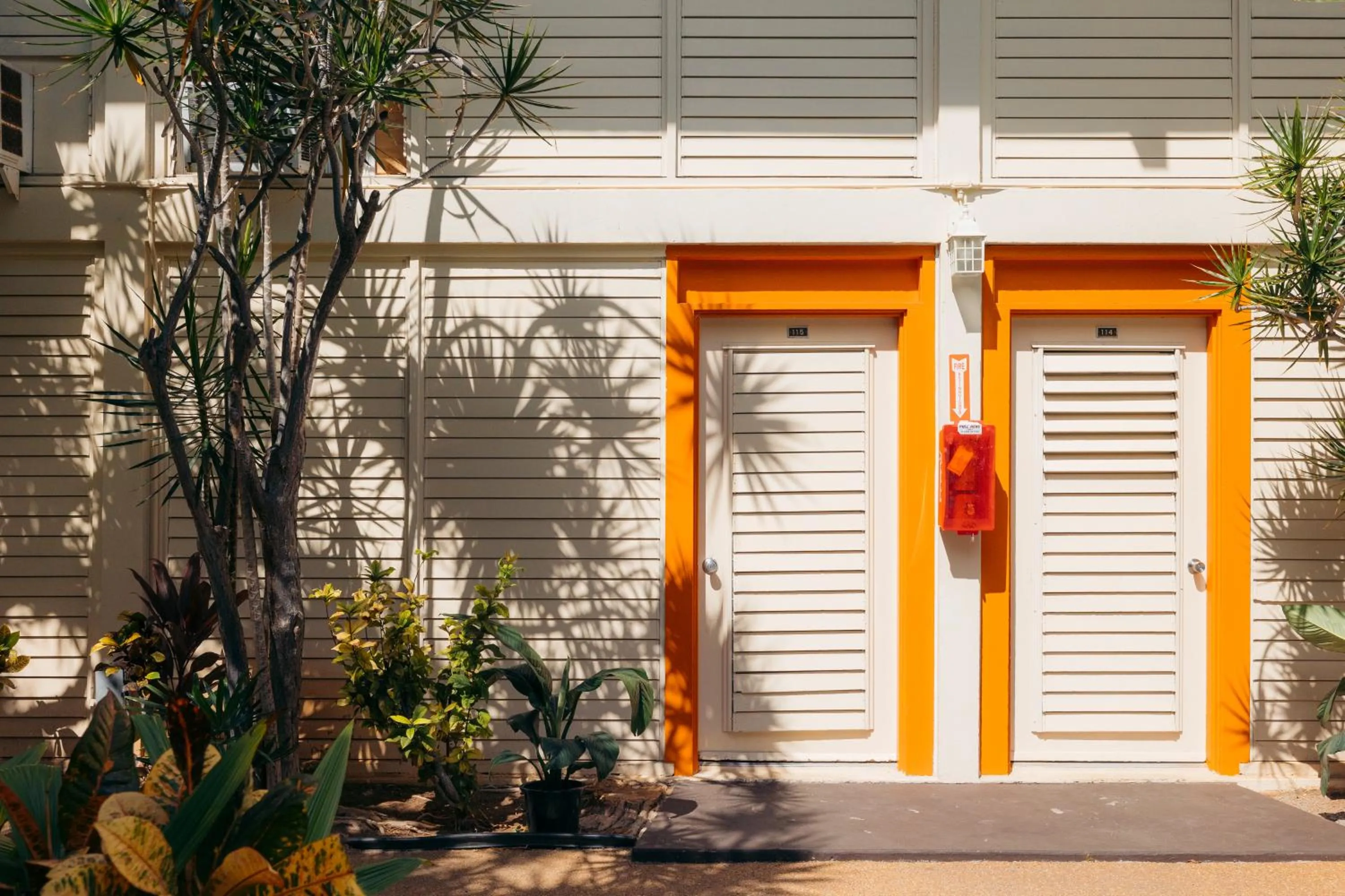 Property building in Waikiki Heritage Hotel