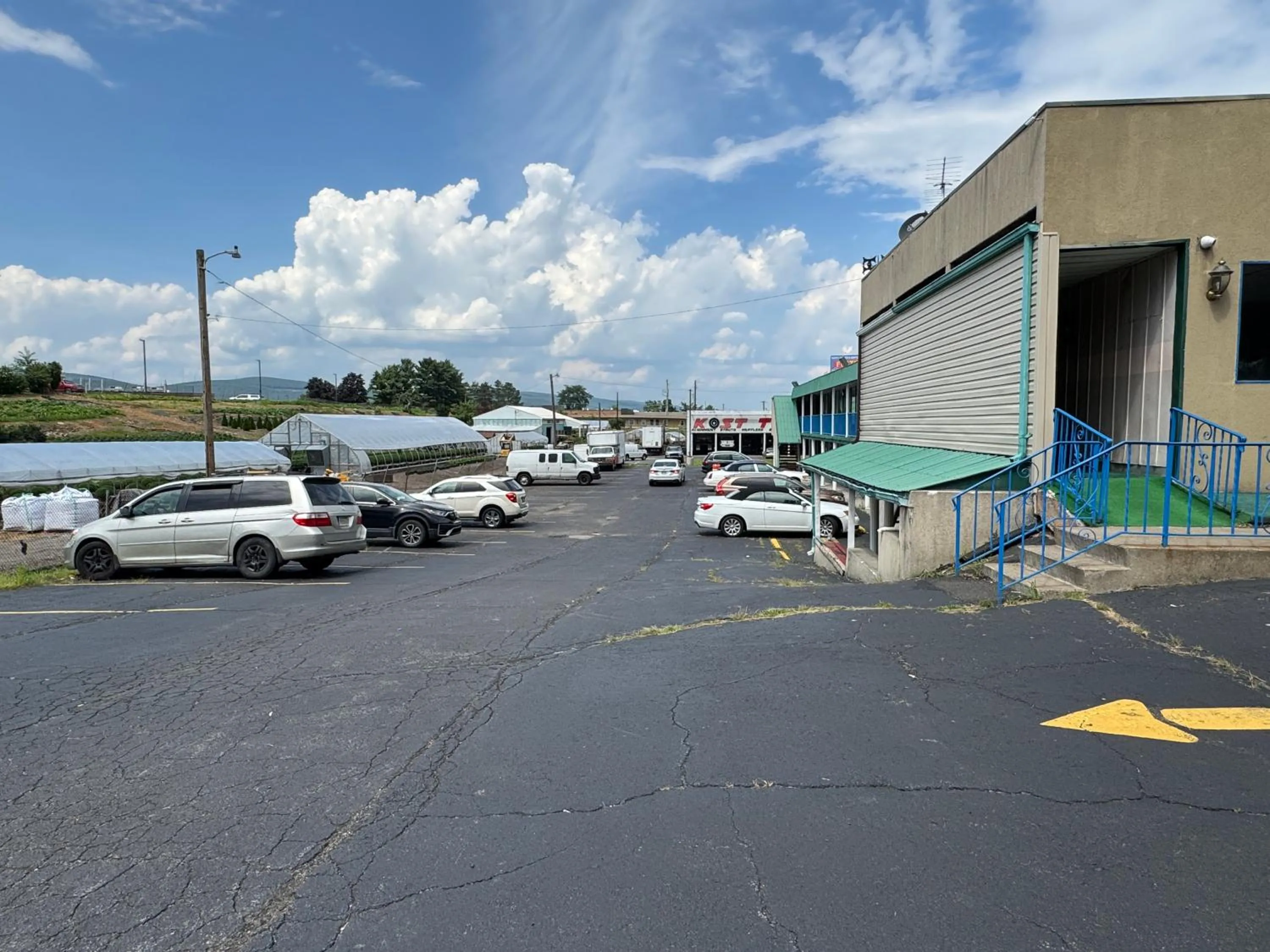 Property building in Rodeway Inn Dunmore