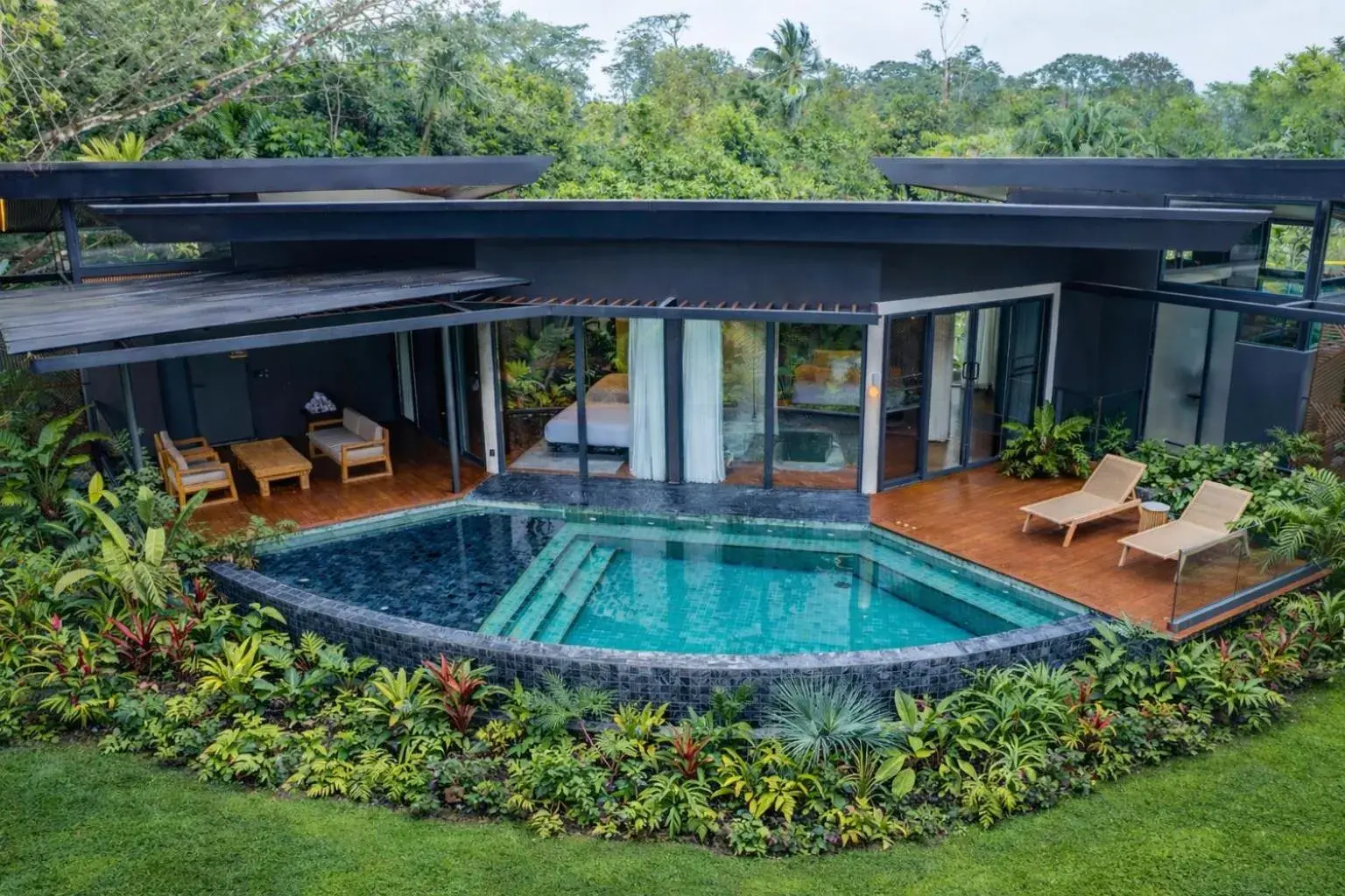 Family Room with Lake View in Noah's Forest by Tifakara Family Room with Lake View in Noah's Forest by Tifakara