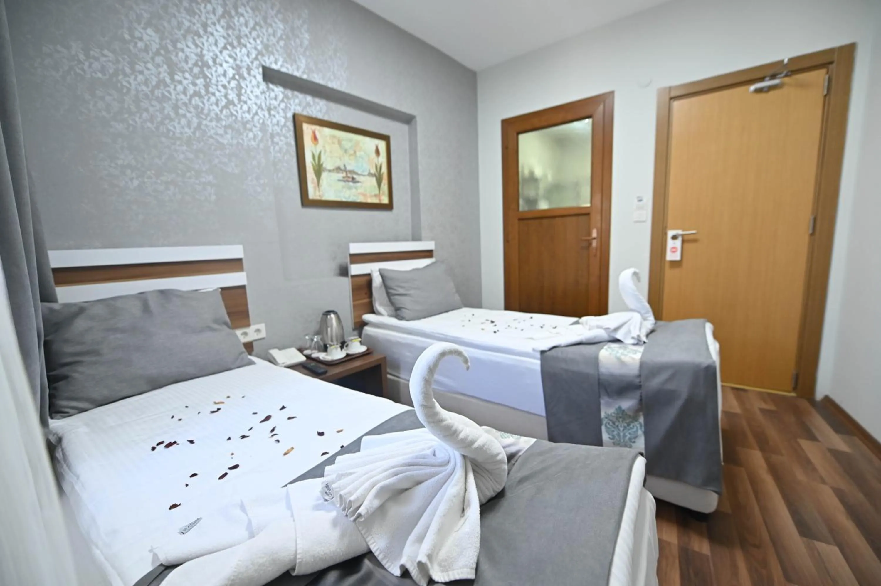 Massage, Bed in Safir Gold Hotel