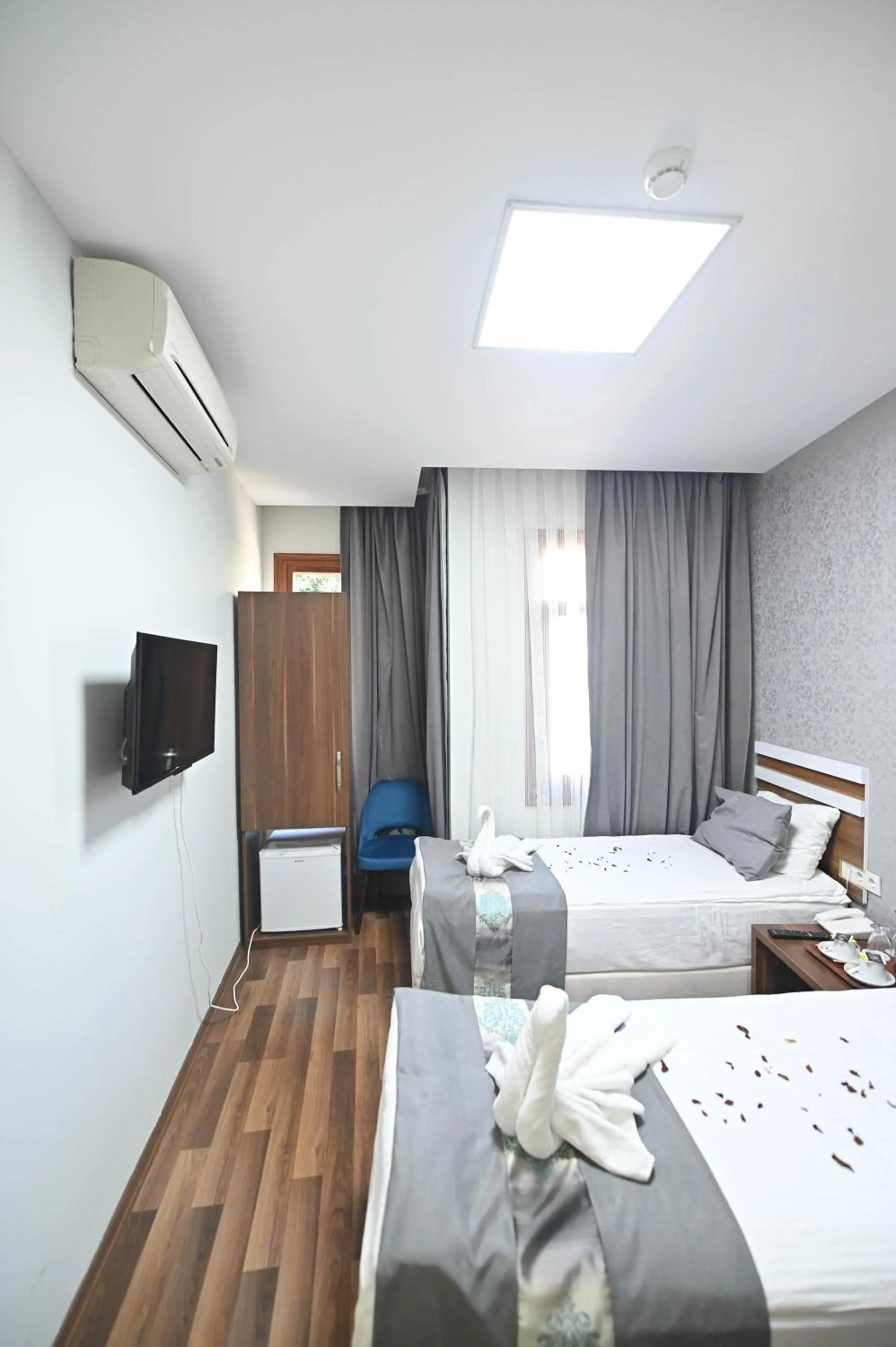 Bed in Safir Gold Hotel