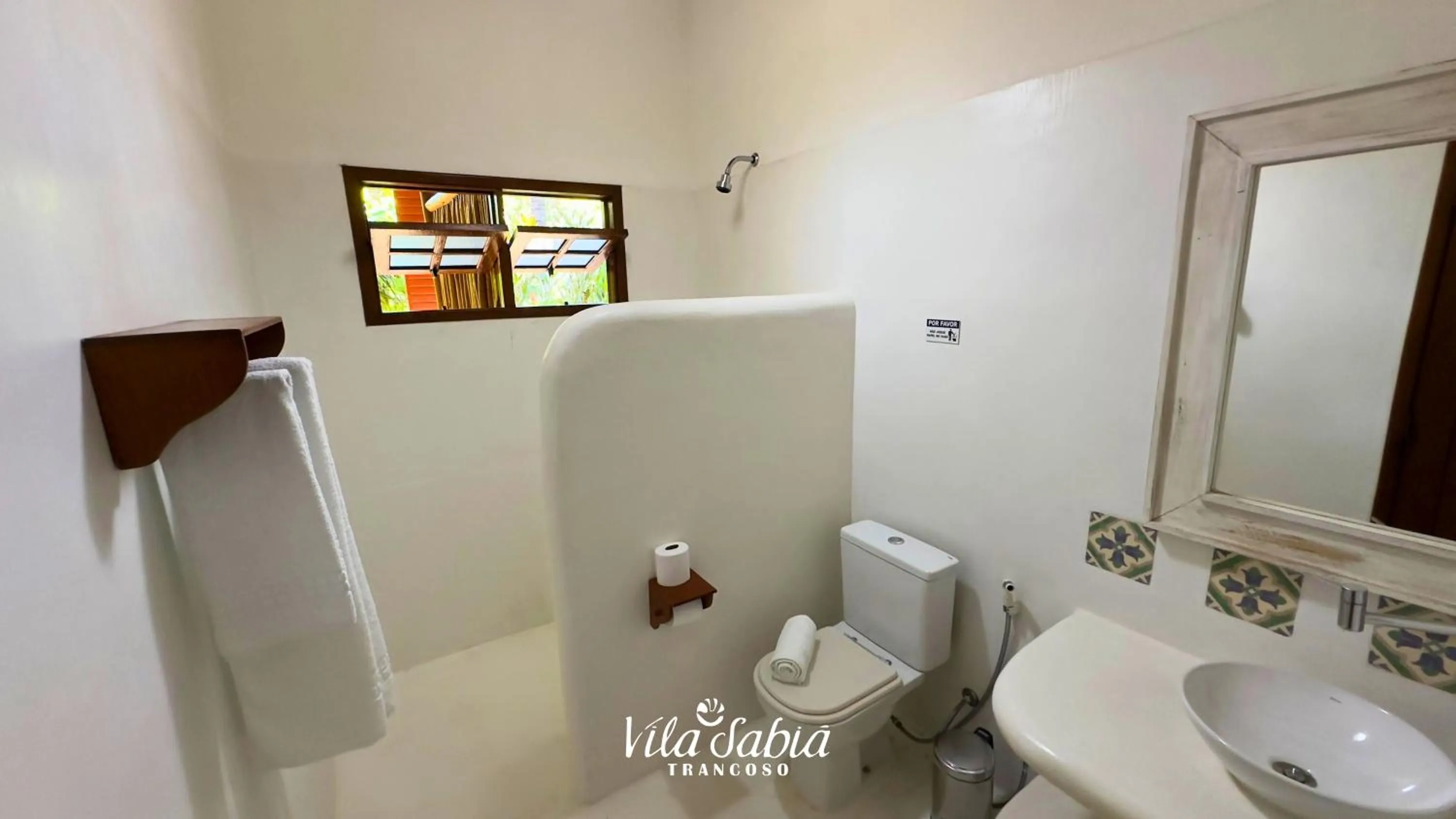 Shower in Vila Sabiá Trancoso