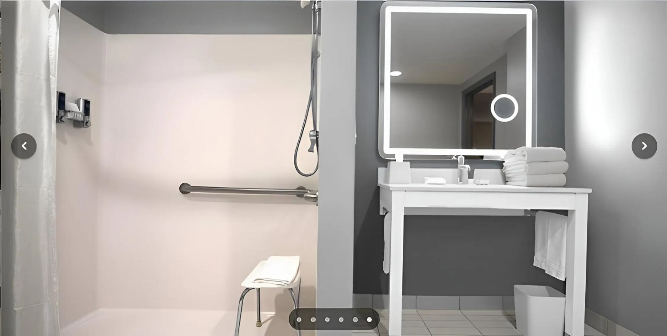 Bathroom in Four Points by Sheraton York