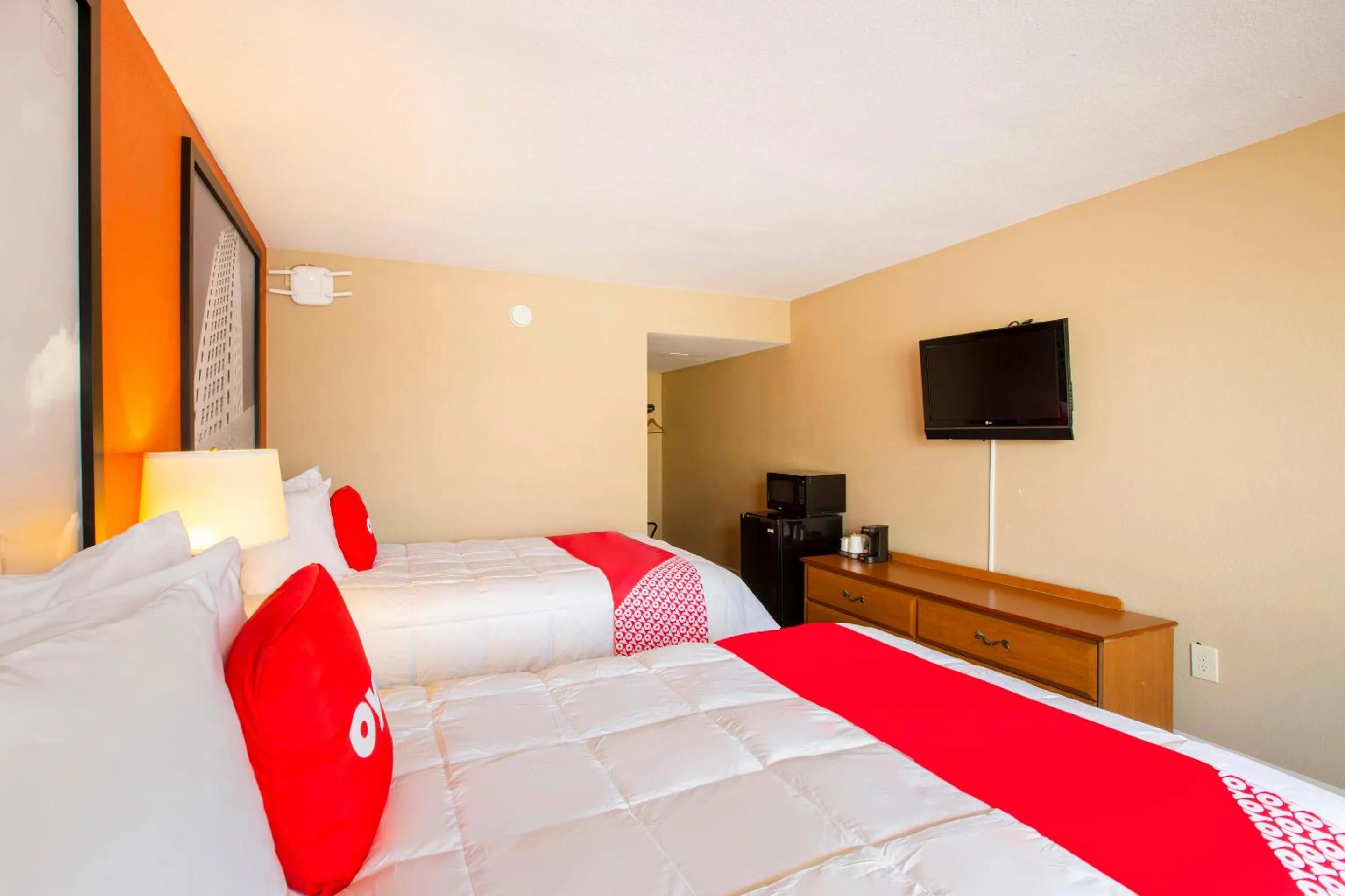 Bedroom, Bed in Port Allen Inn