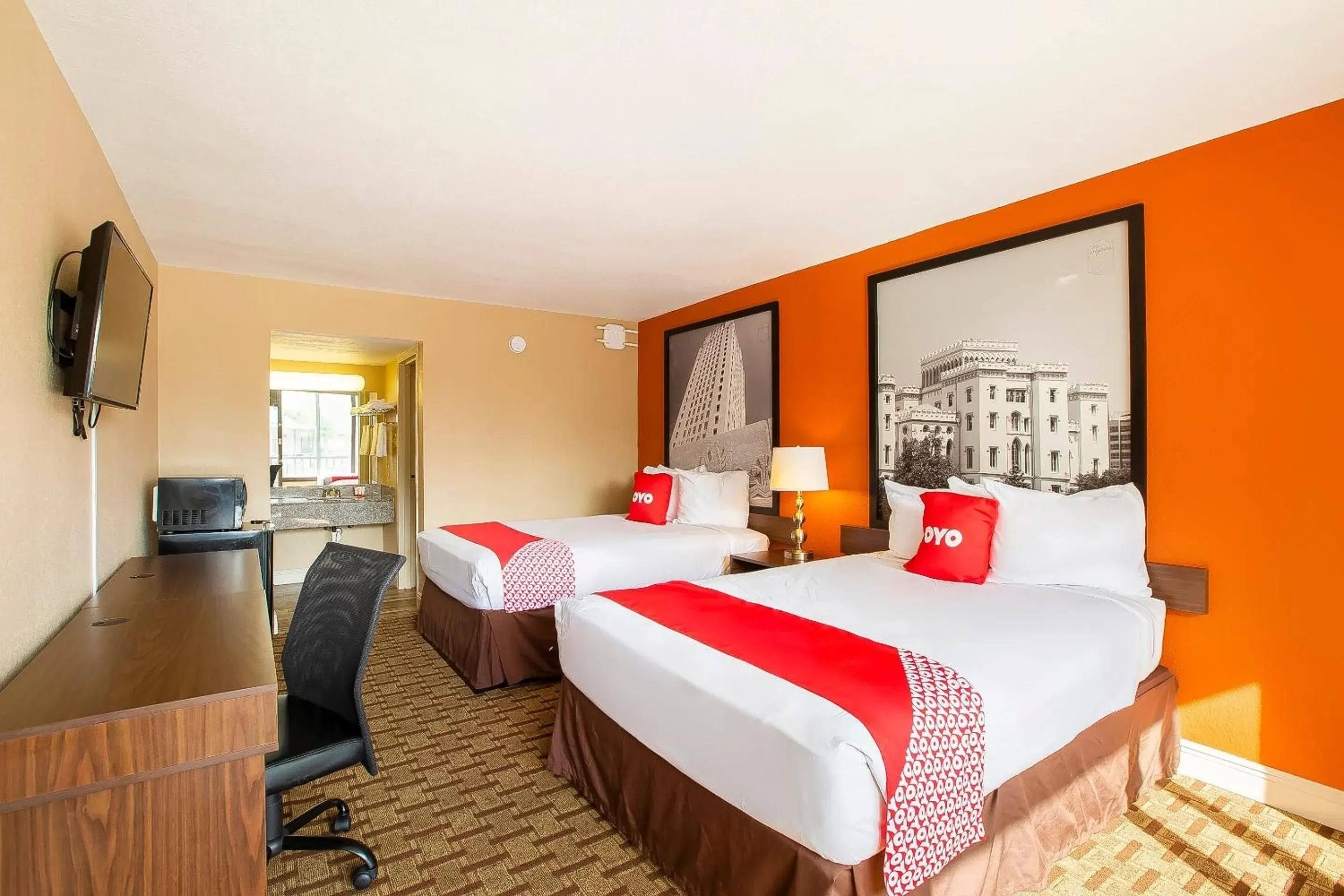 Double Room with Two Double Beds in OYO Hotel Port Allen LA I-10 West Double Room with Two Double Beds in OYO Hotel Port Allen LA I-10 West