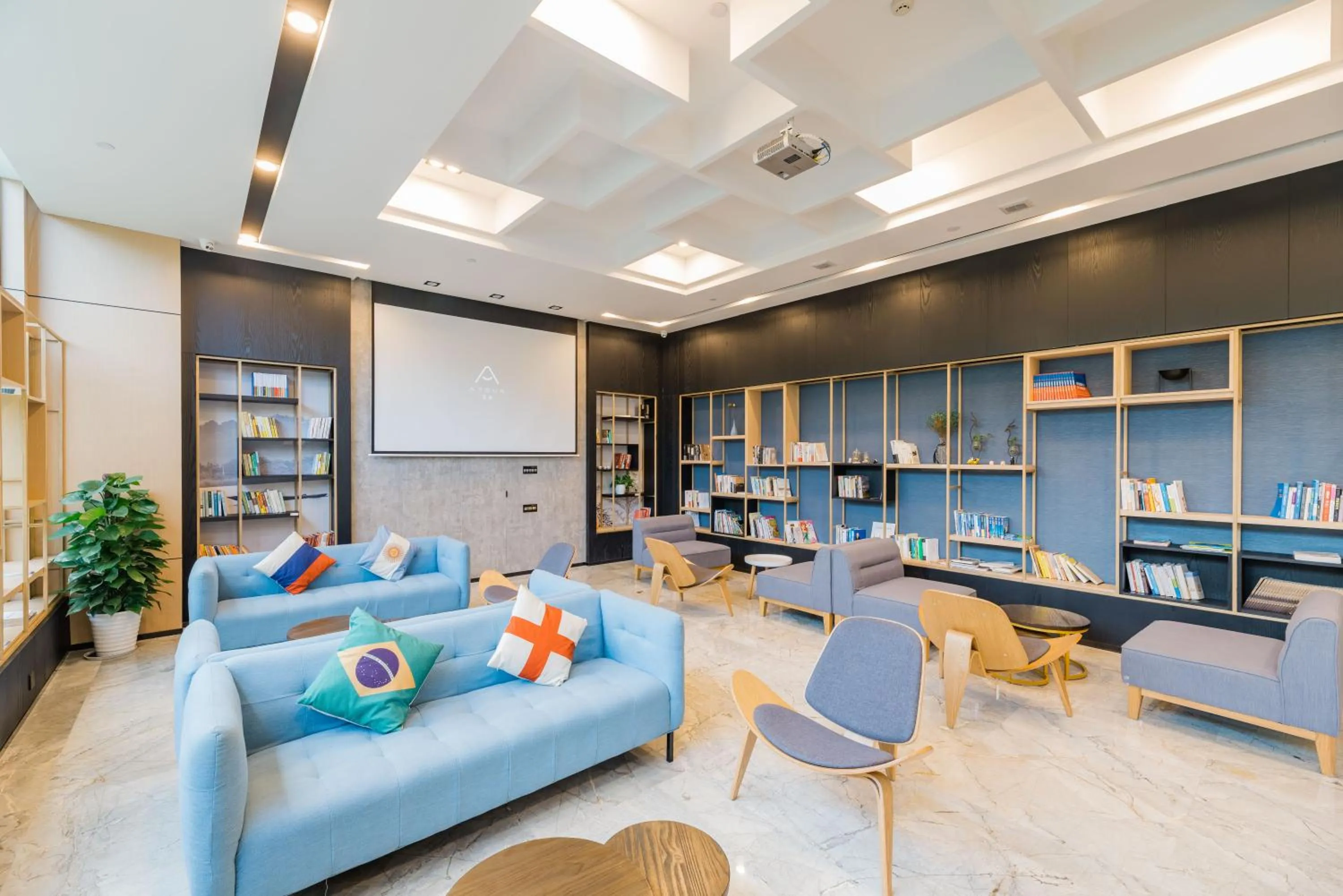 Lobby or reception in Atour Hotel (Mogan Mountain)