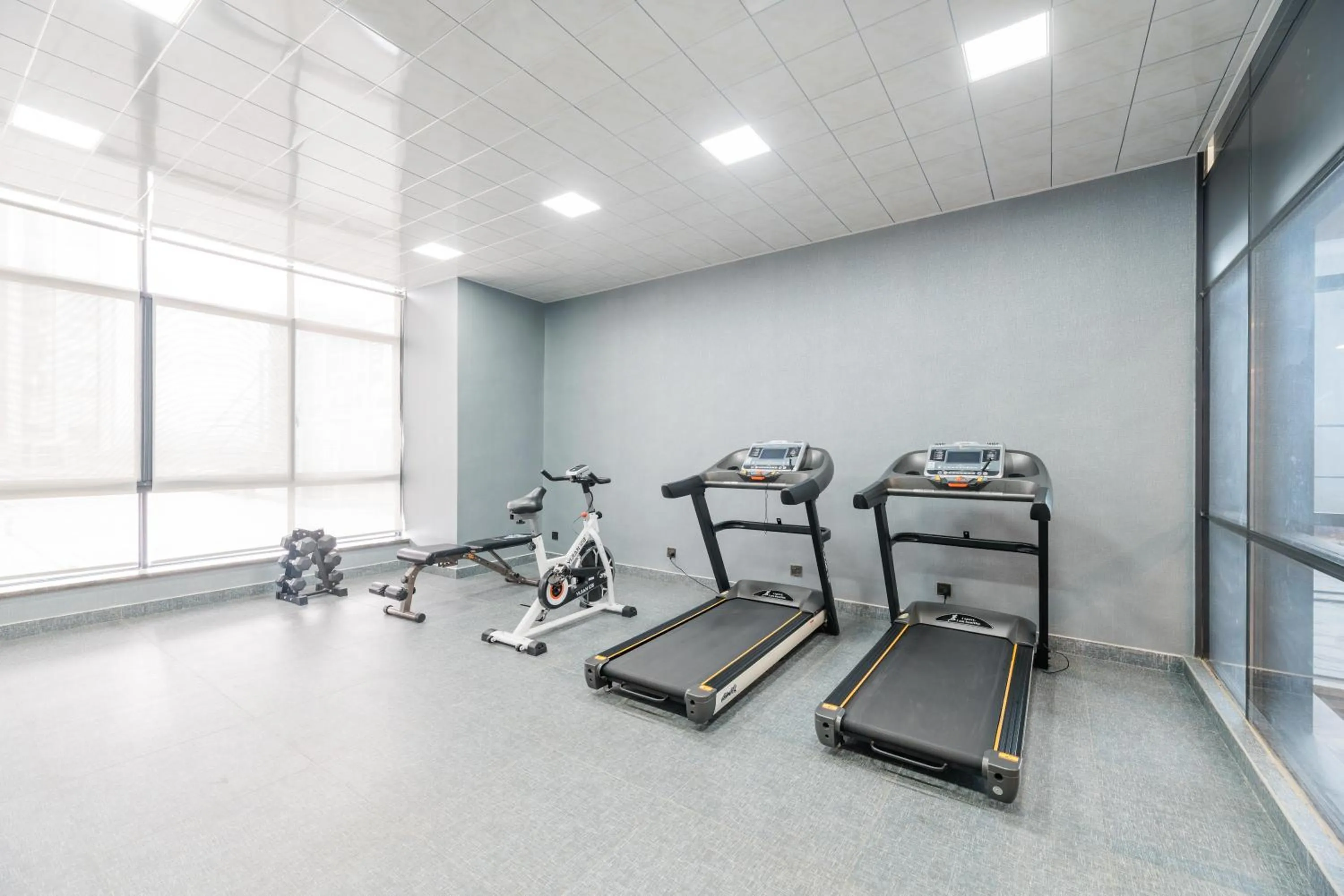 Fitness centre/facilities in Atour Hotel (Mogan Mountain)