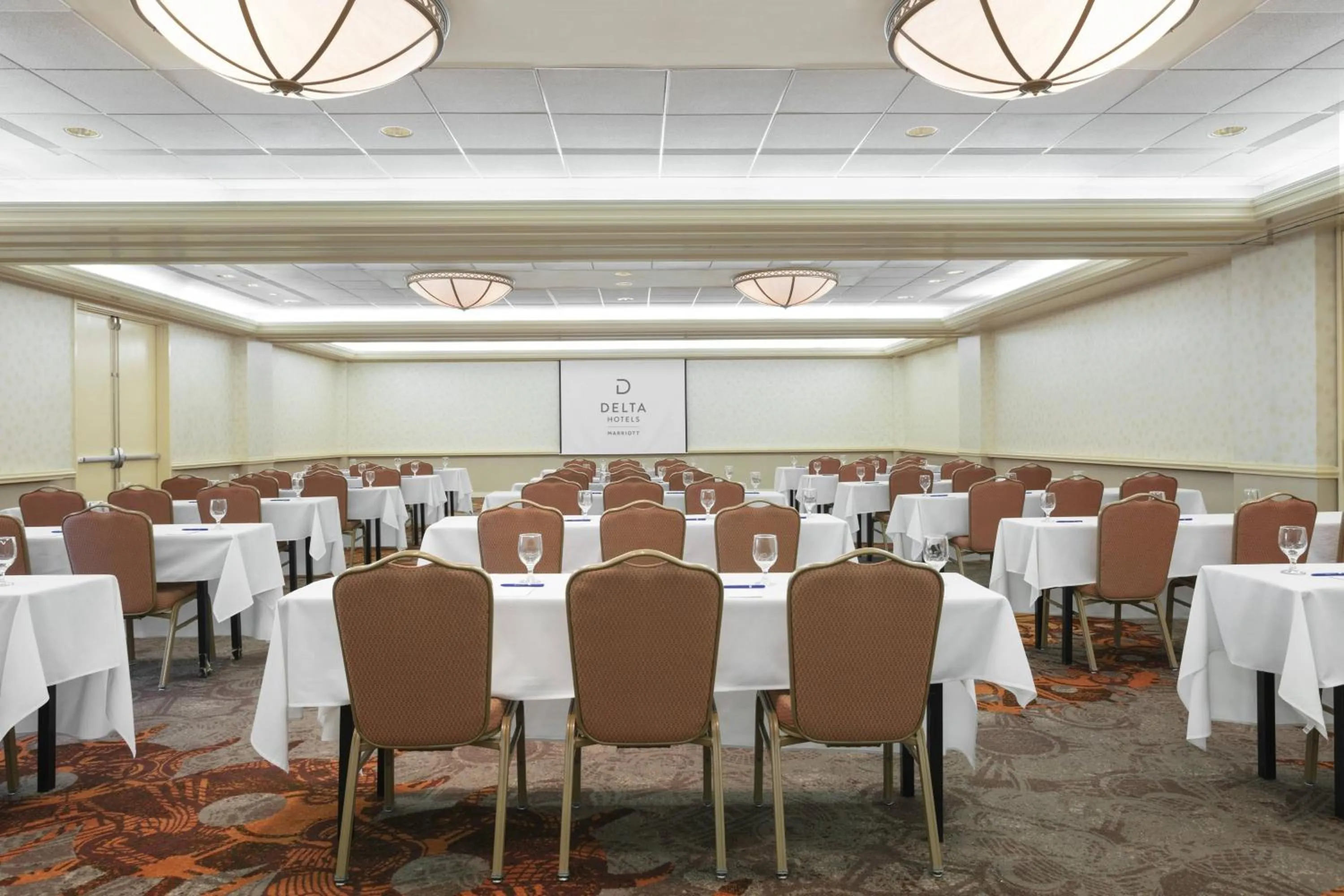 Meeting/conference room in Delta Hotels by Marriott Baltimore North