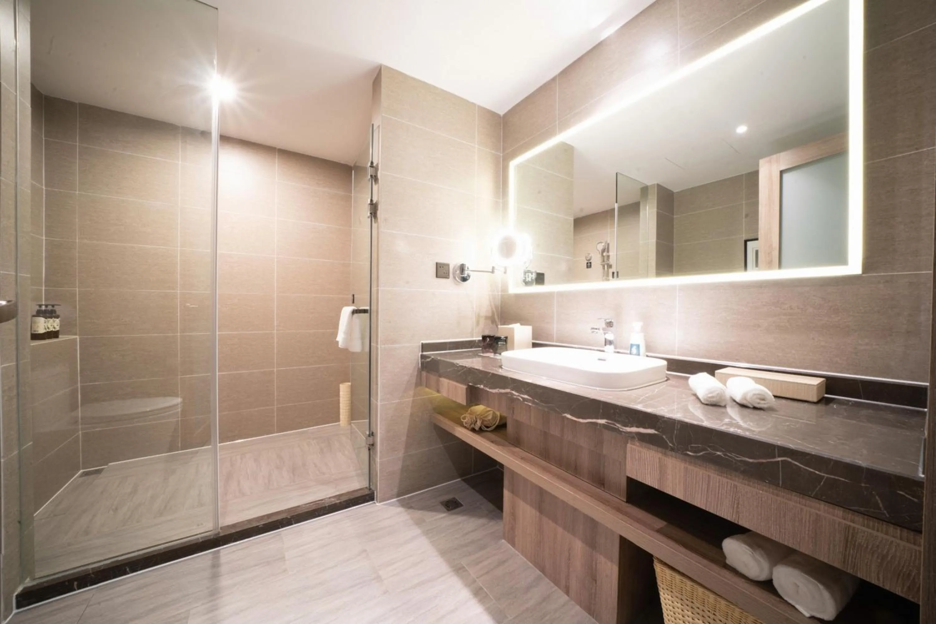 Atour Hotel Changsha Lugu Branch