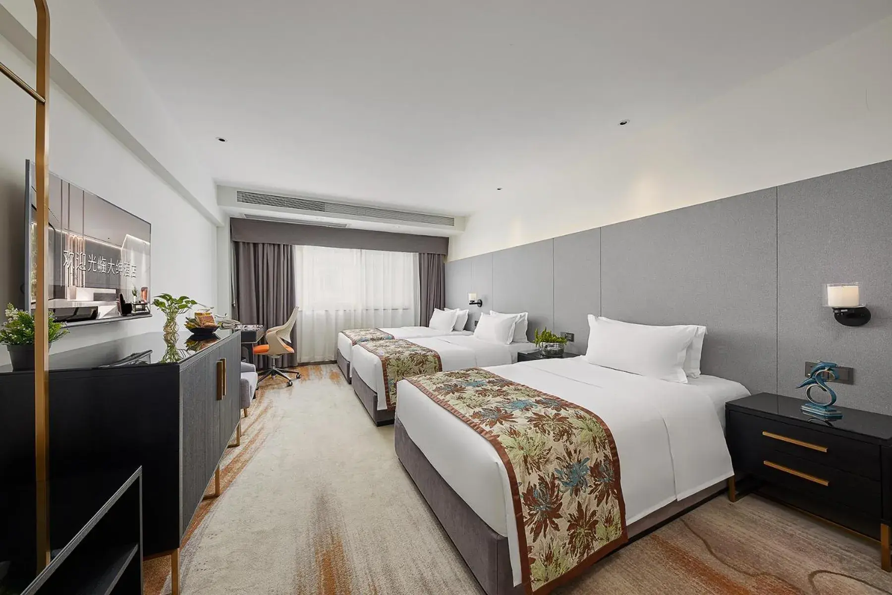 Deluxe Triple Room in Dashen Hotel Shunde Lecong Deluxe Triple Room in Dashen Hotel Shunde Lecong