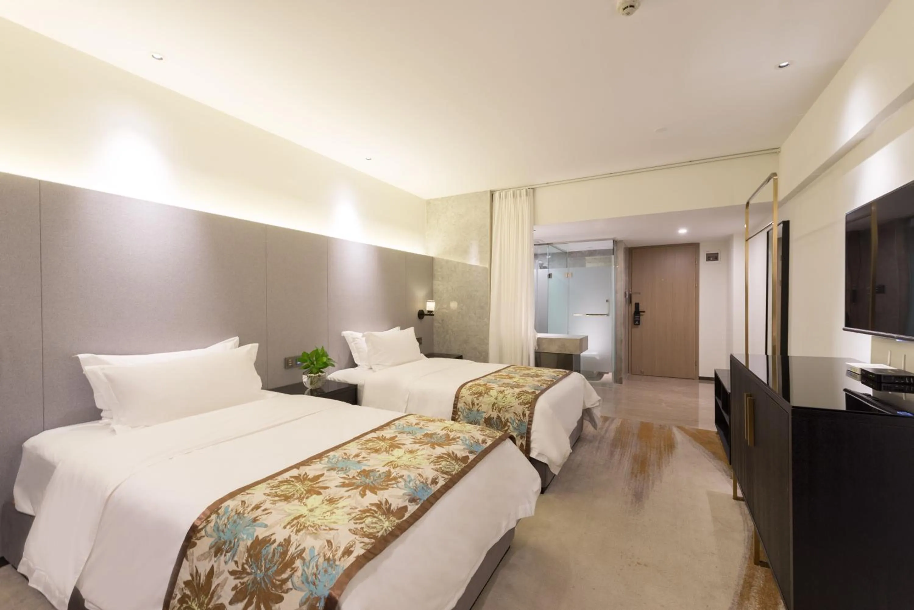 Photo of the whole room, Bed in Dashen Hotel Shunde Lecong