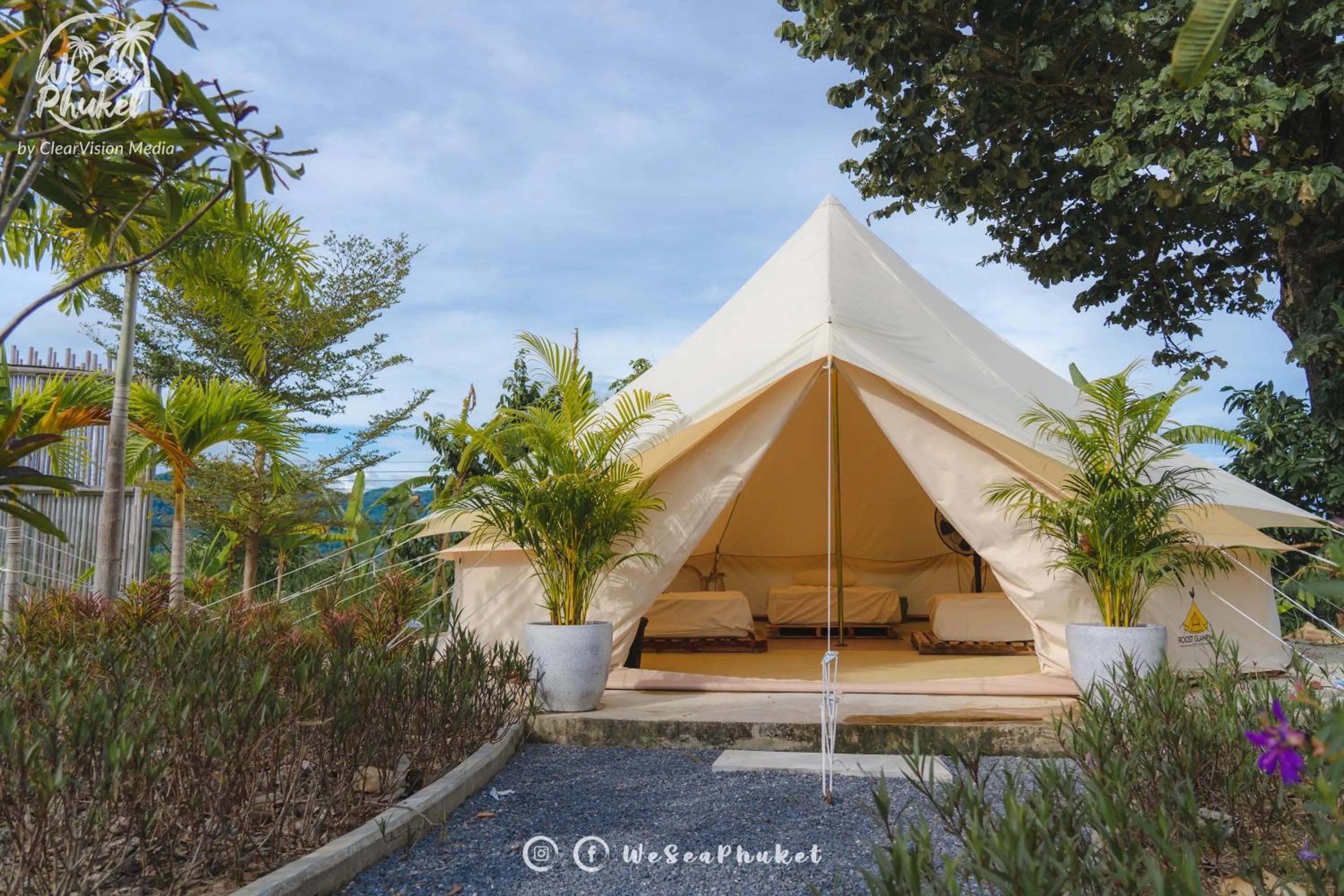 Garden in Roost Glamping - SHA Certified
