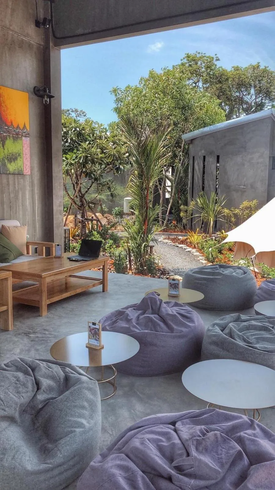 Restaurant/places to eat in Roost Glamping - SHA Certified