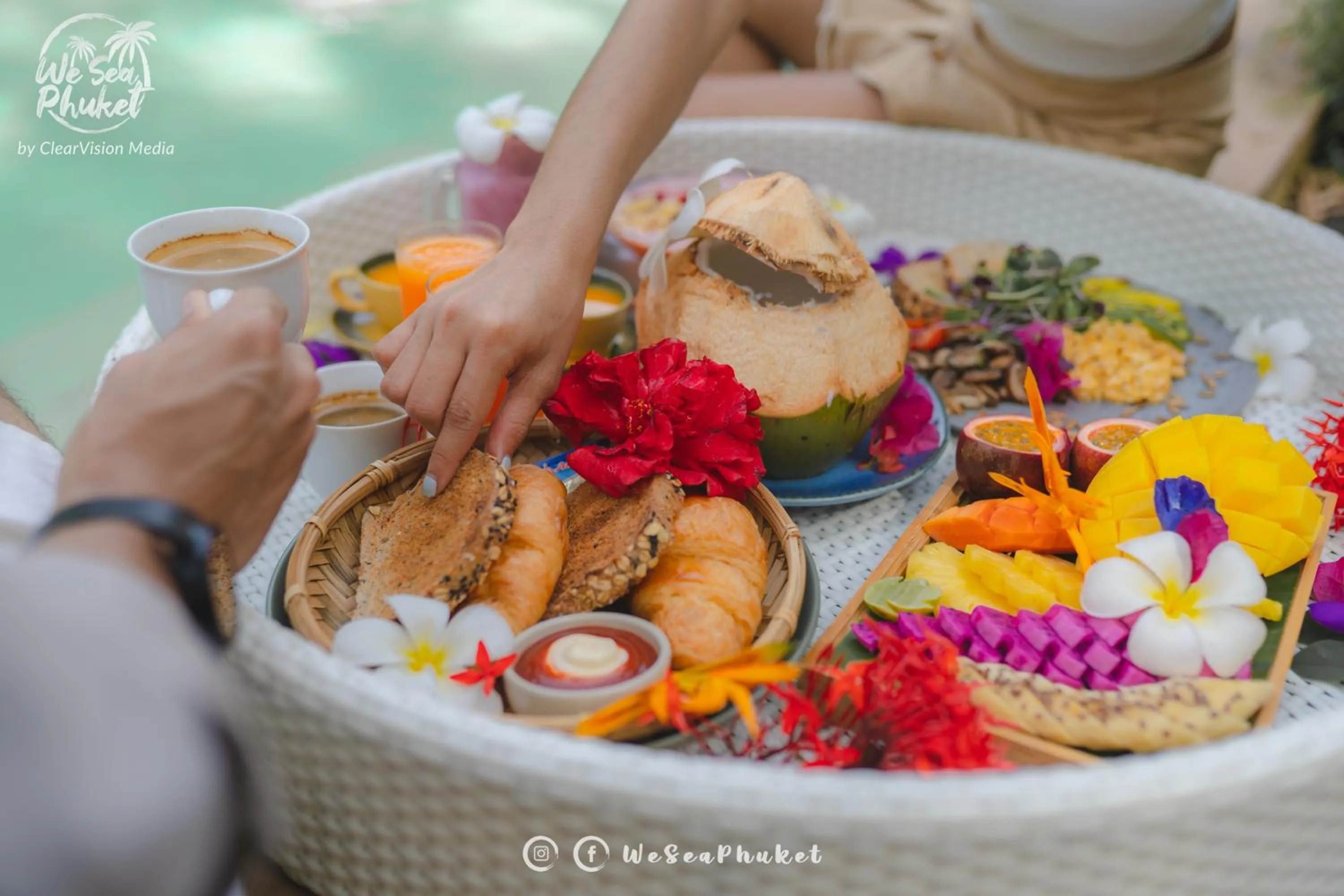 Food and drinks in Roost Glamping - SHA Certified