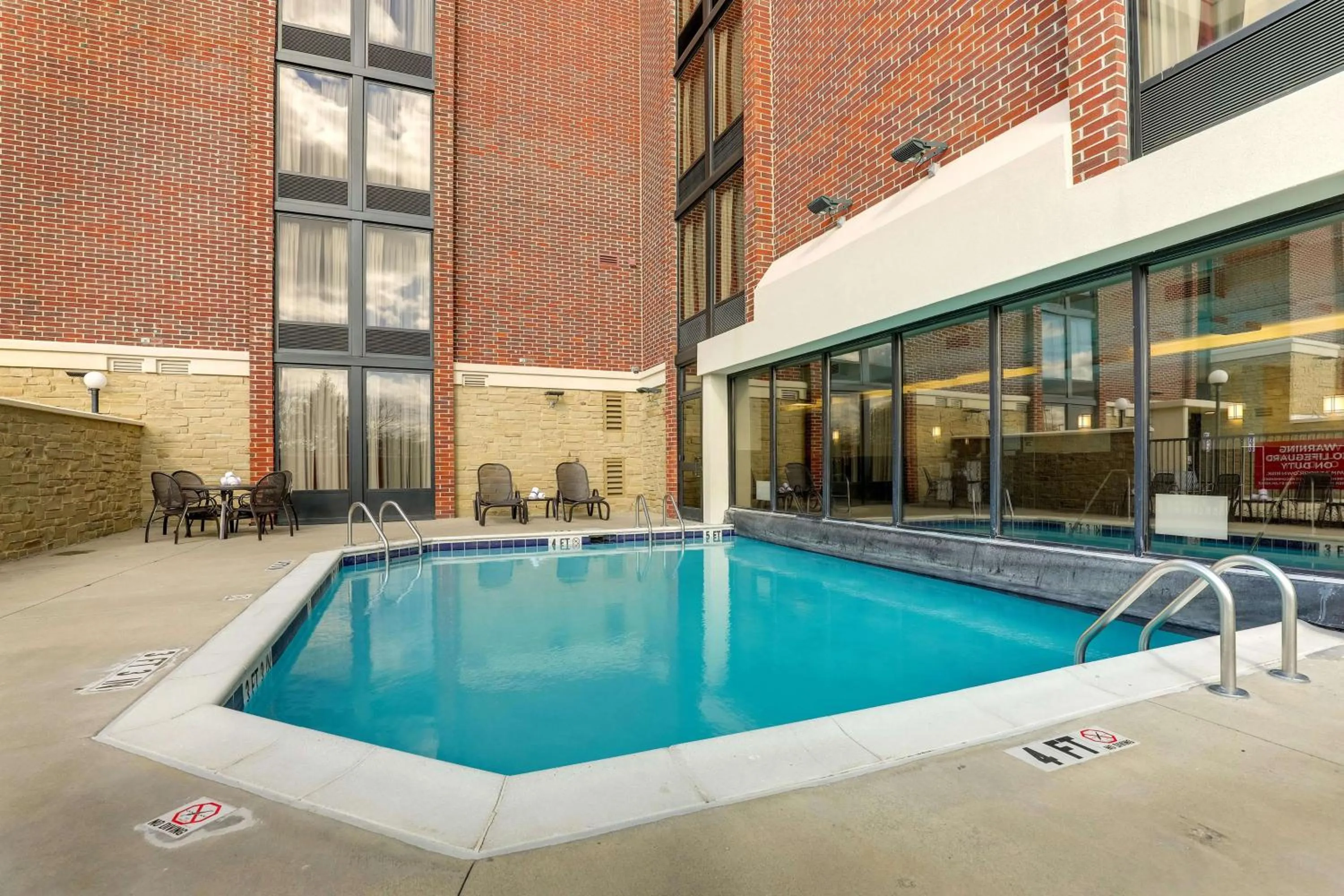 Pool view in Drury Inn & Suites Columbus Dublin