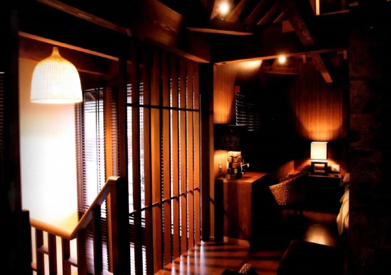 Photo of the whole room in INDIGO GEO HOUSE #Ds1