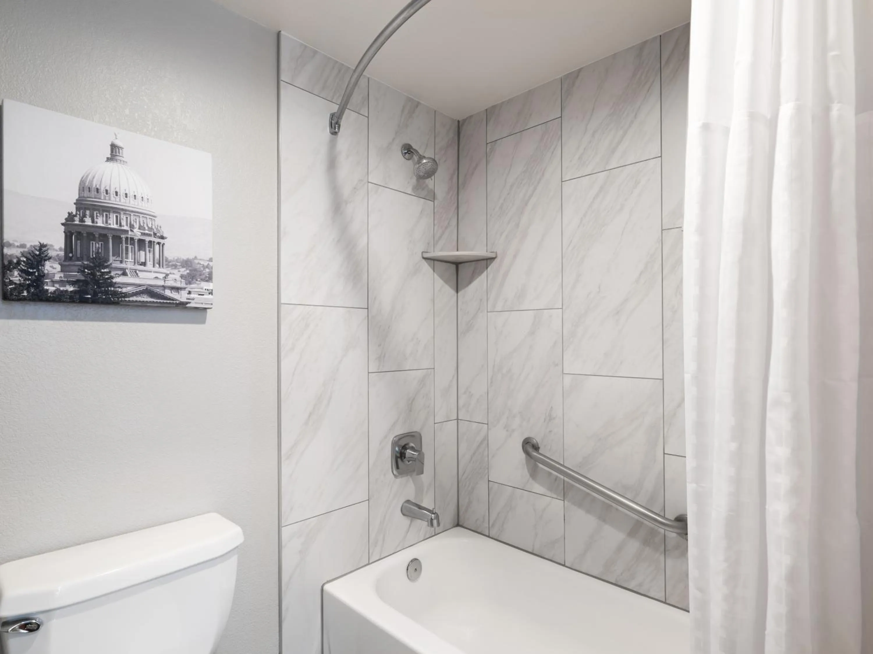 Bathroom in La Quinta by Wyndham Pocatello